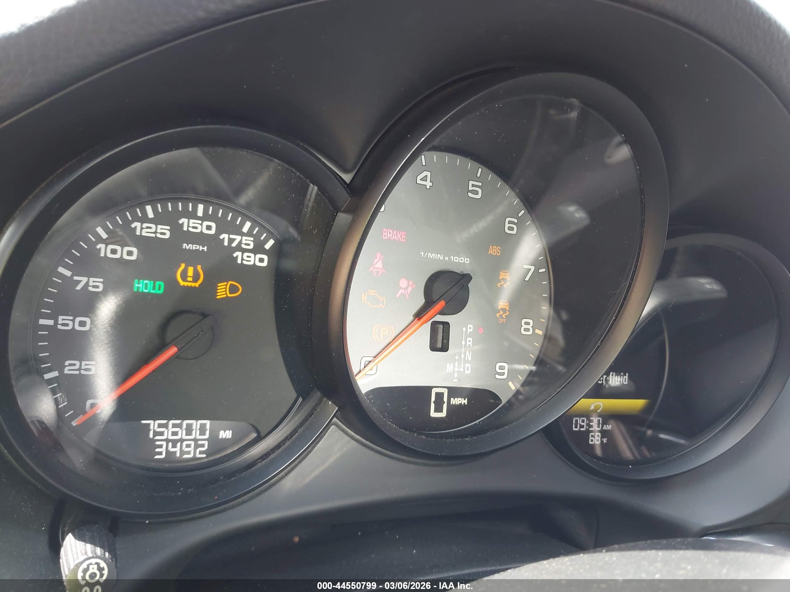 2014 Porsche Cayman S Red vin: WP0AB2A89EK192769