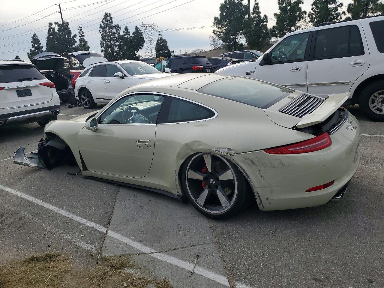 2014 Porsche 911 Carrera S Cream vin: WP0AB2A91ES121106