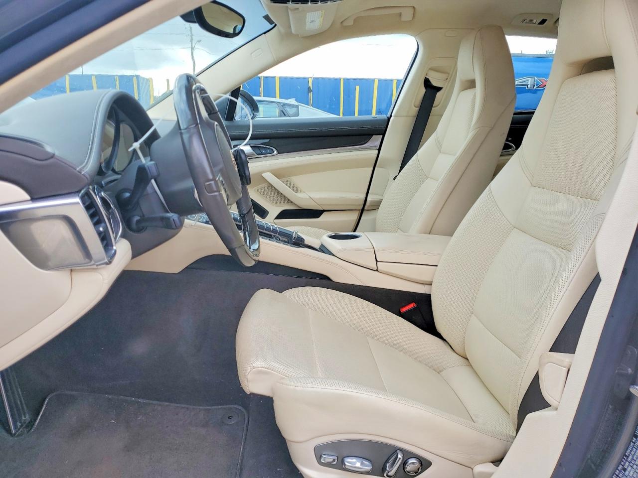 2014 Porsche Panamera Turbo Gray vin: WP0AC2A73EL073307