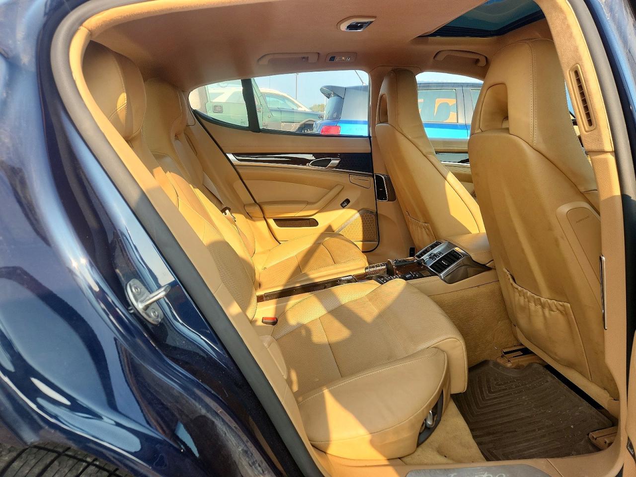 2010 Porsche Panamera Blue vin: WP0AC2A74AL090871