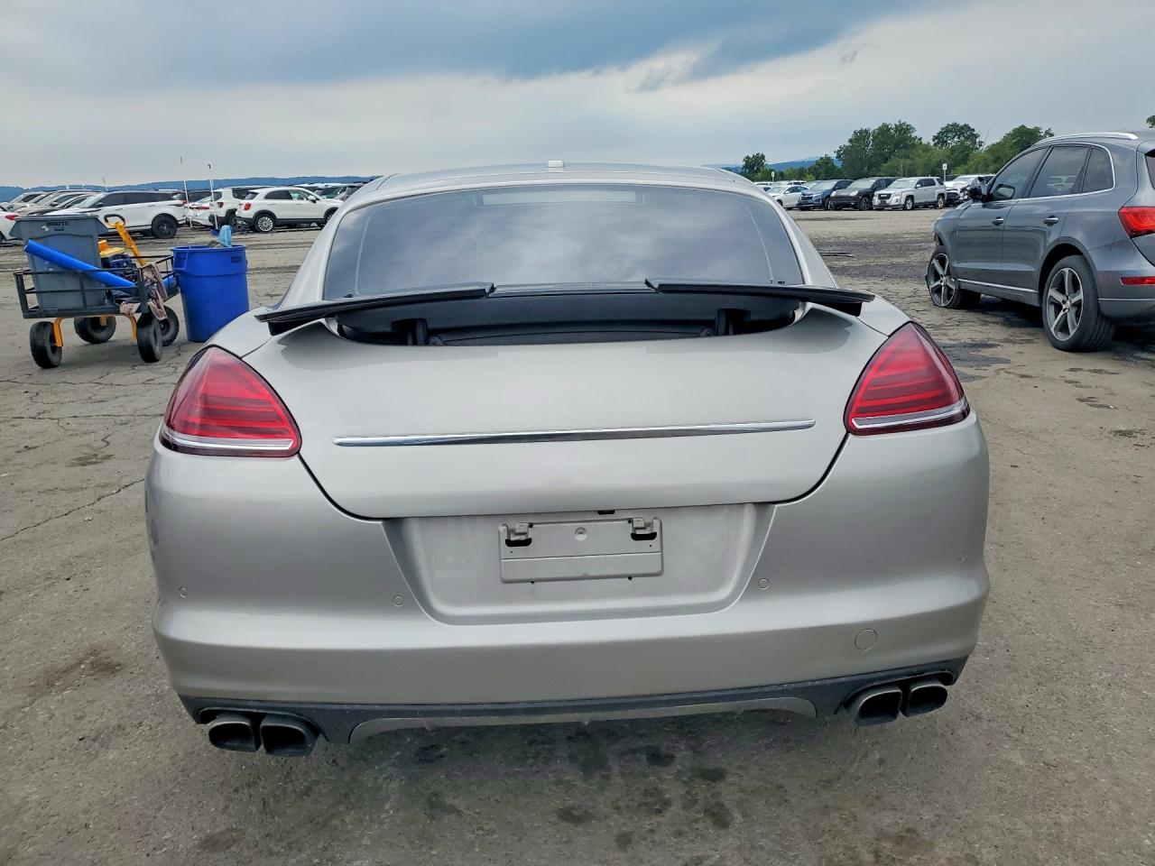 2010 Porsche Panamera Turbo Silver vin: WP0AC2A74AL091826