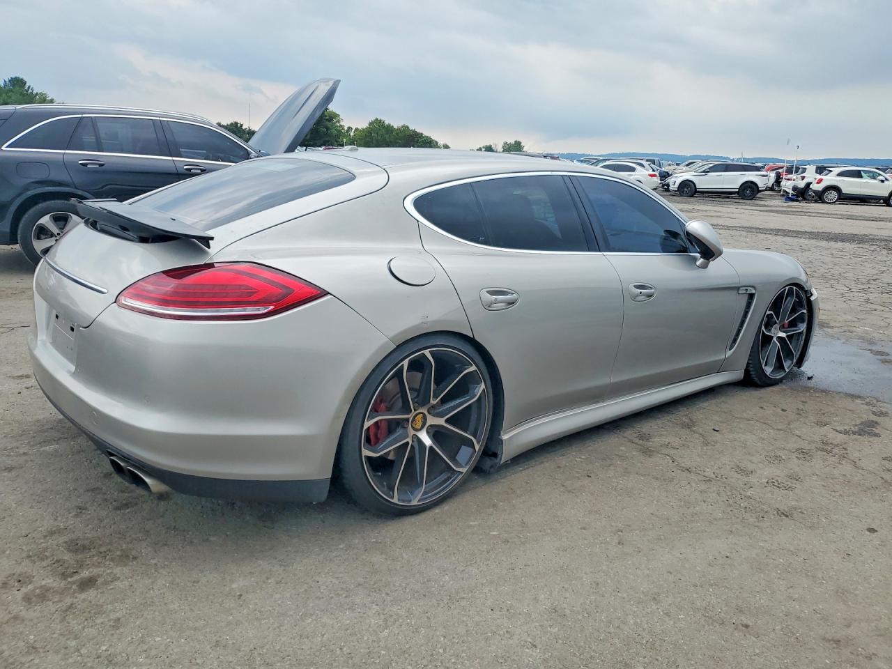 2010 Porsche Panamera Turbo Silver vin: WP0AC2A74AL091826