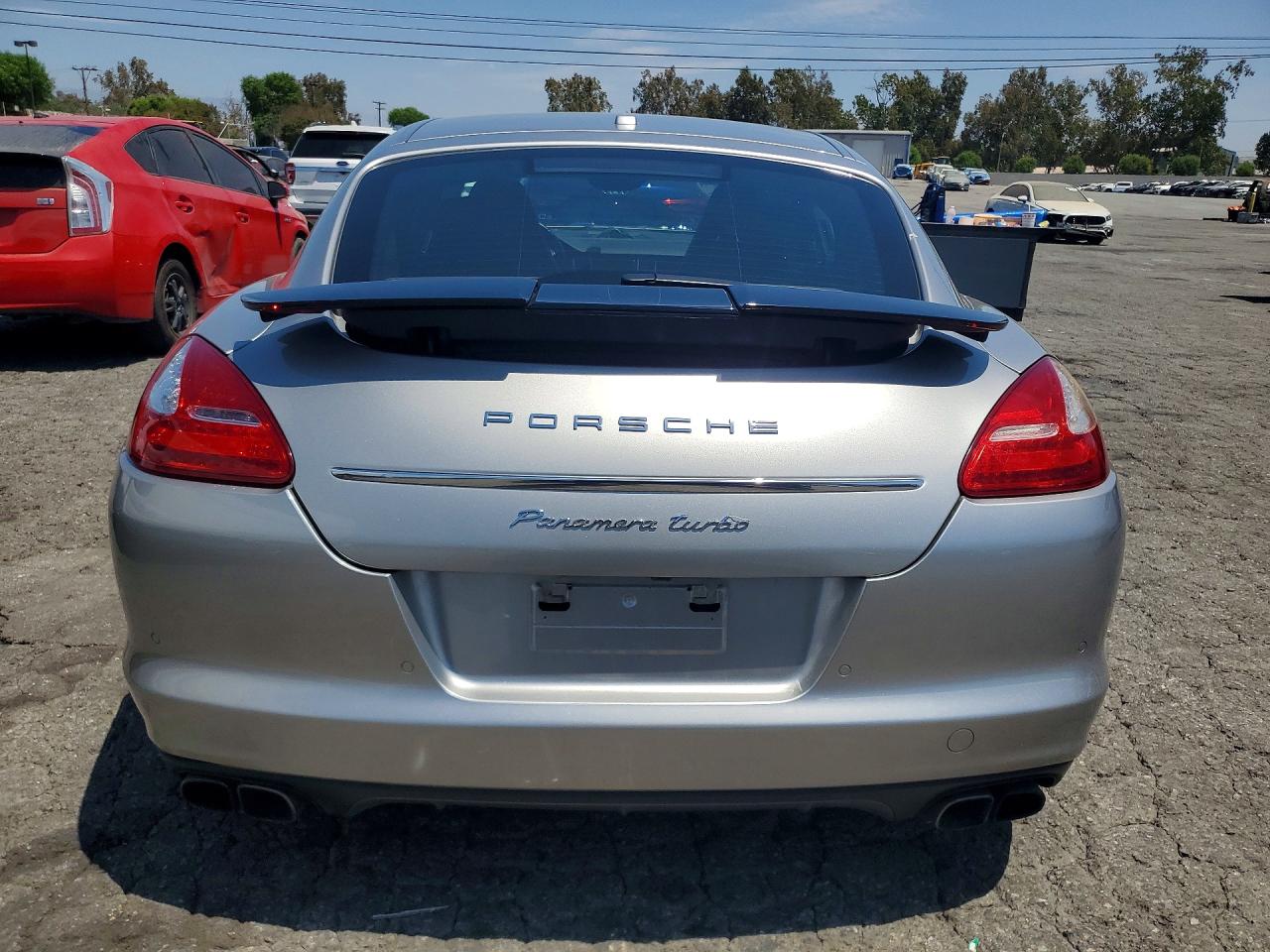 2010 Porsche Panamera Turbo Silver vin: WP0AC2A75AL091057