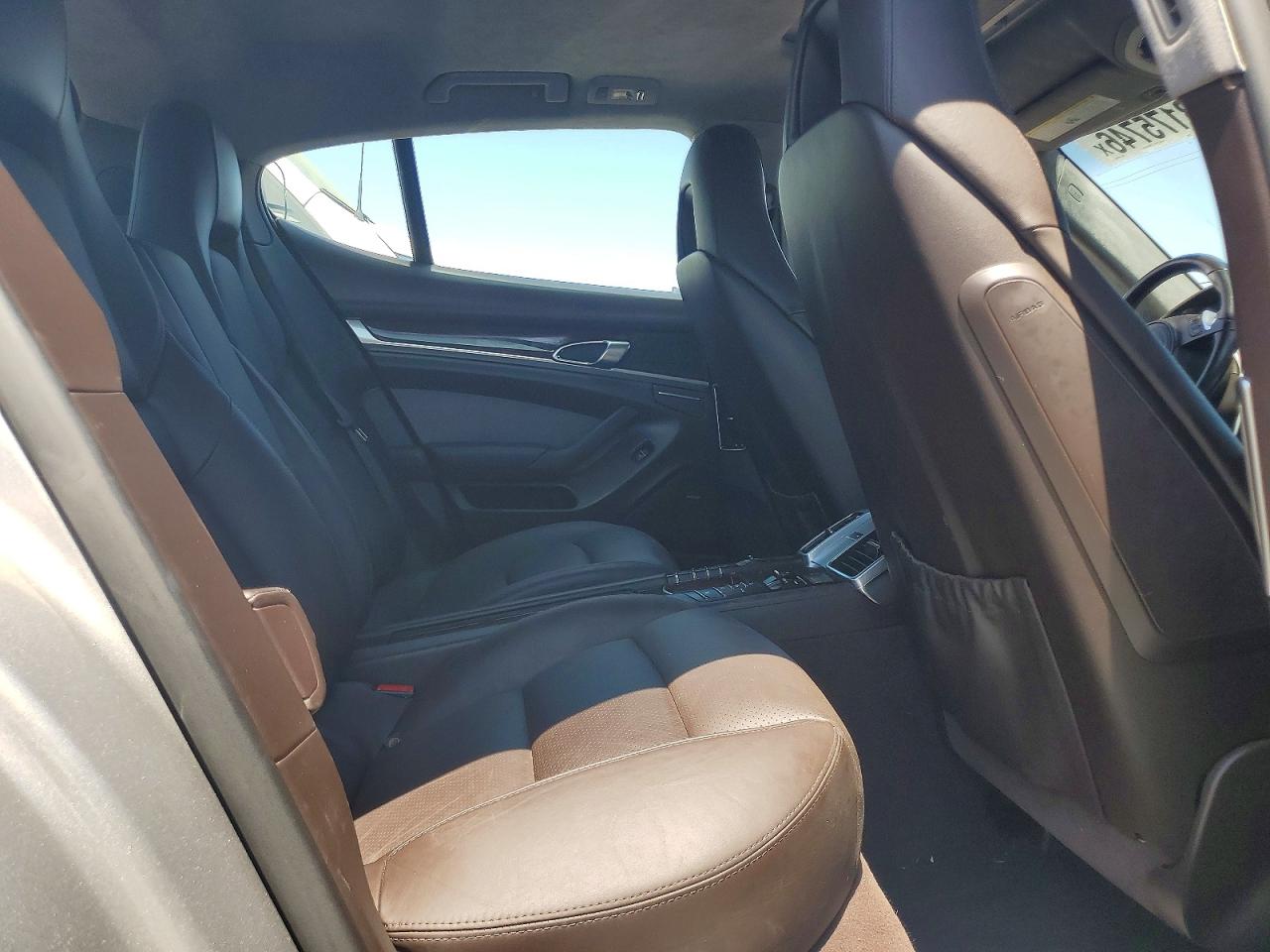 2010 Porsche Panamera Turbo Silver vin: WP0AC2A75AL091057