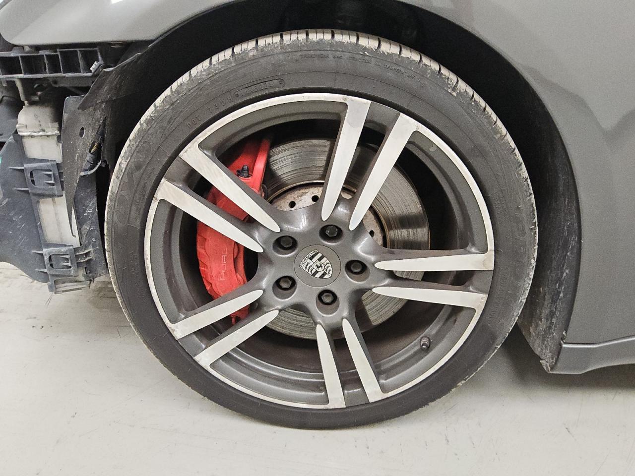 2014 Porsche Panamera Turbo Black vin: WP0AC2A75EL073079 Damage: Left Front Wheel, Curb Rash, 5 To 6 Inches