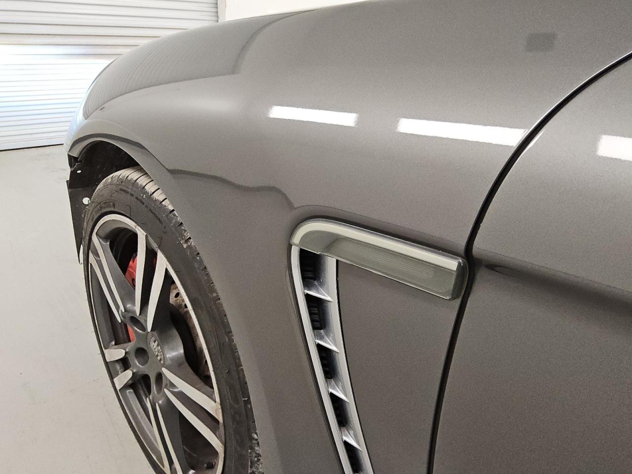 2014 Porsche Panamera Turbo Black vin: WP0AC2A75EL073079 Damage: Left Front Fender, Dent(S) W/No Paint Dmg, Pdr-1 Dent