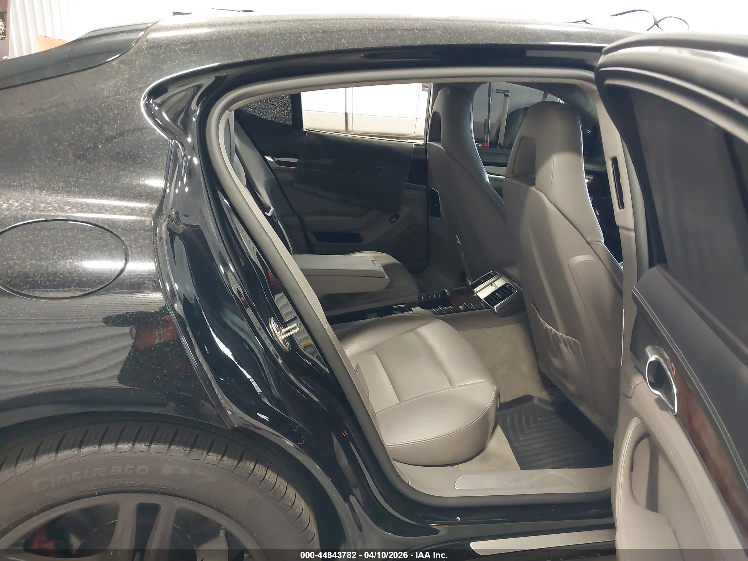 2011 Porsche Panamera Turbo Black vin: WP0AC2A76BL090078