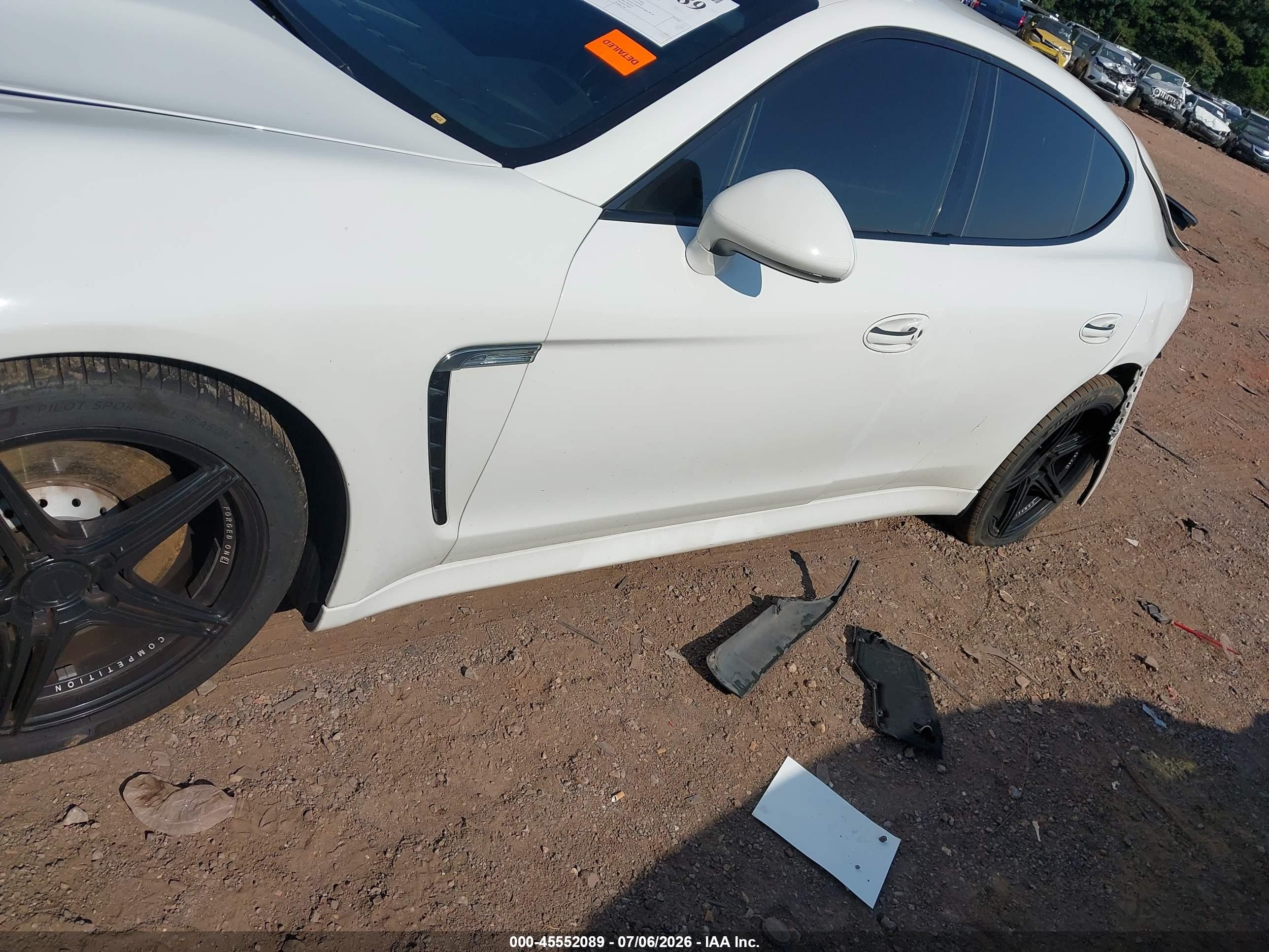 2012 Porsche Panamera Turbo White vin: WP0AC2A78CL090584