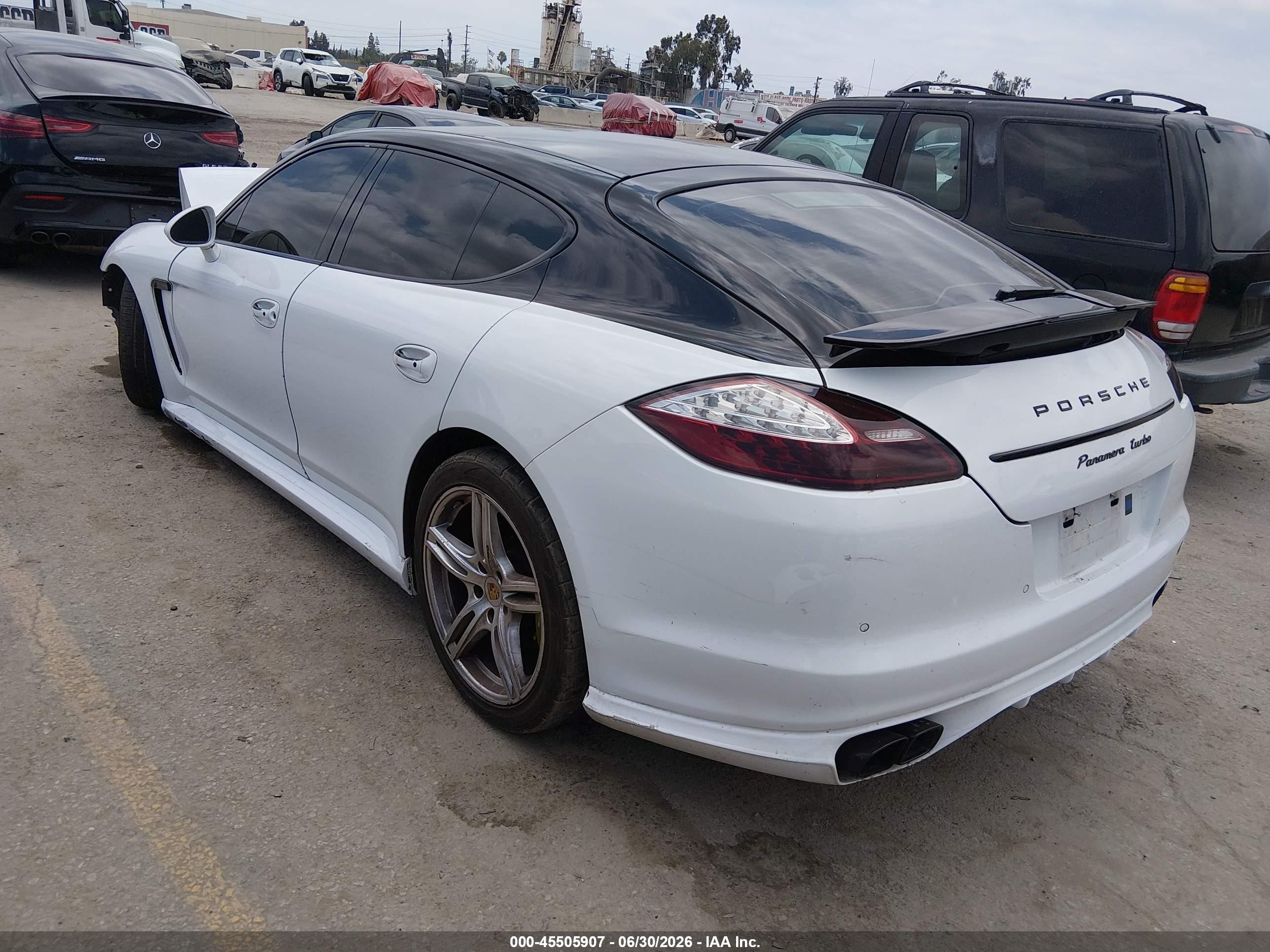 2011 Porsche Panamera Turbo White vin: WP0AC2A79BL090222