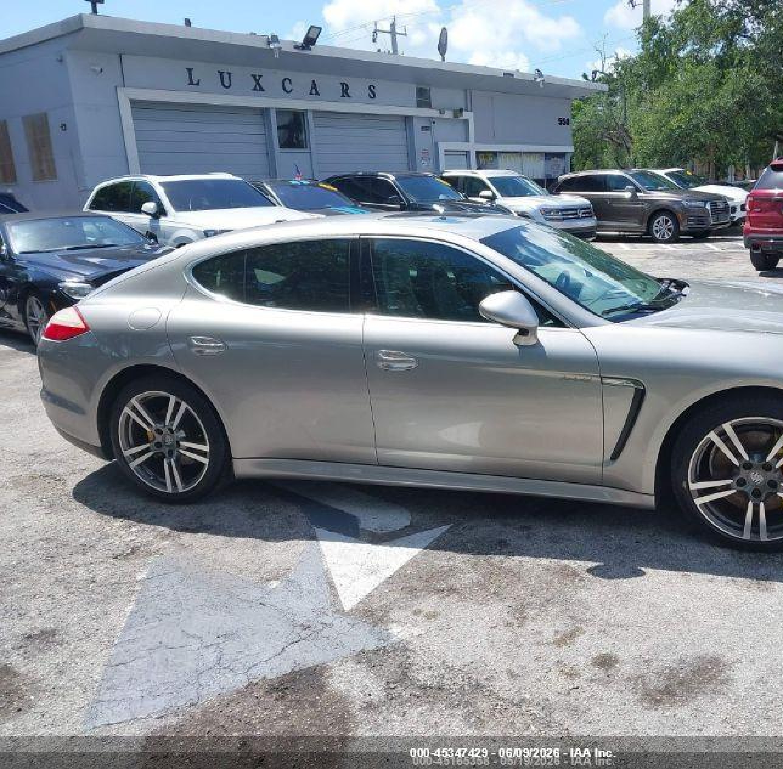 2013 Porsche Panamera Hybrid S Silver vin: WP0AD2A70DL045069