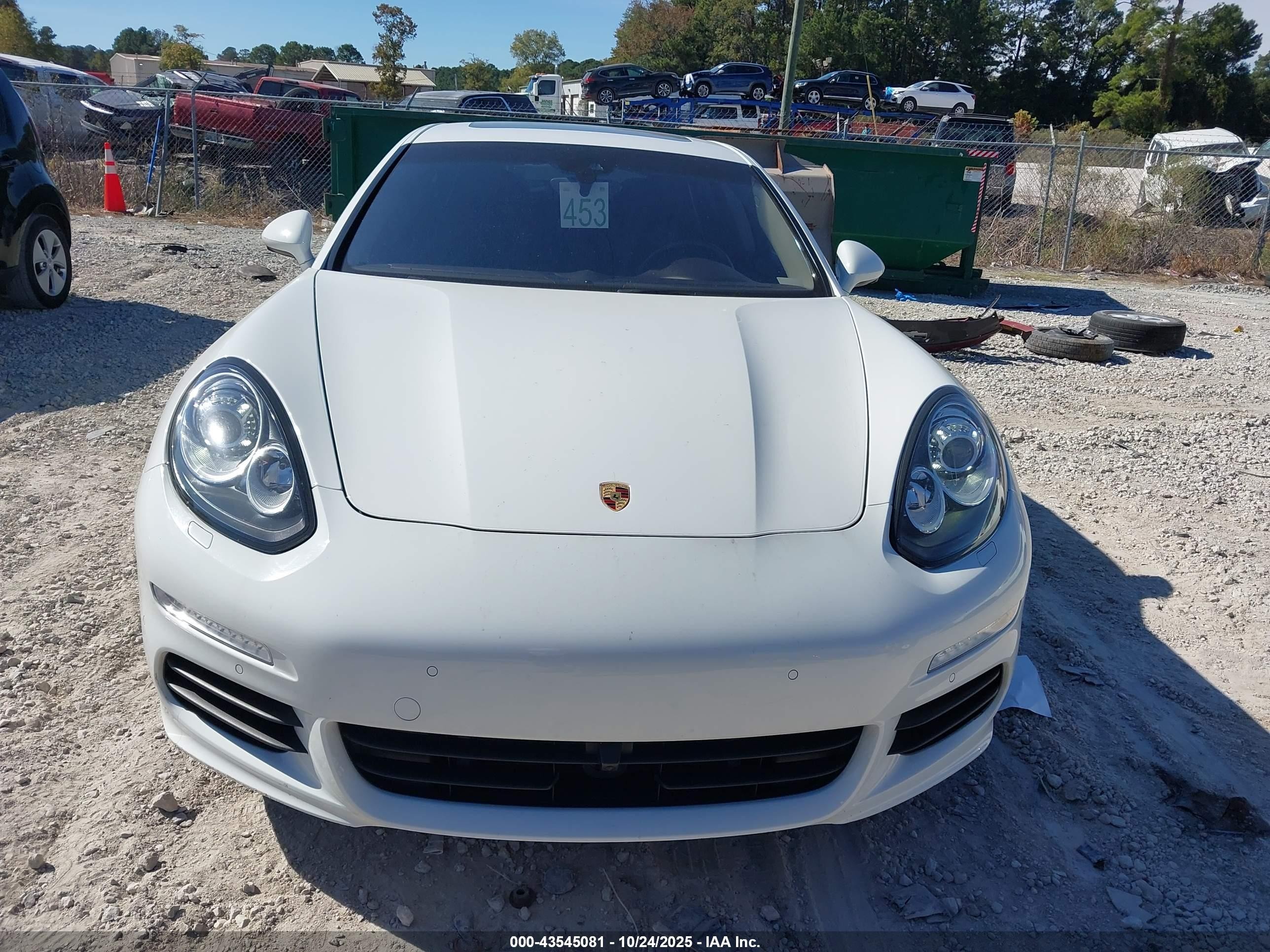 2015 Porsche Panamera E-hybrid S Белый vin: WP0AD2A71FL040966