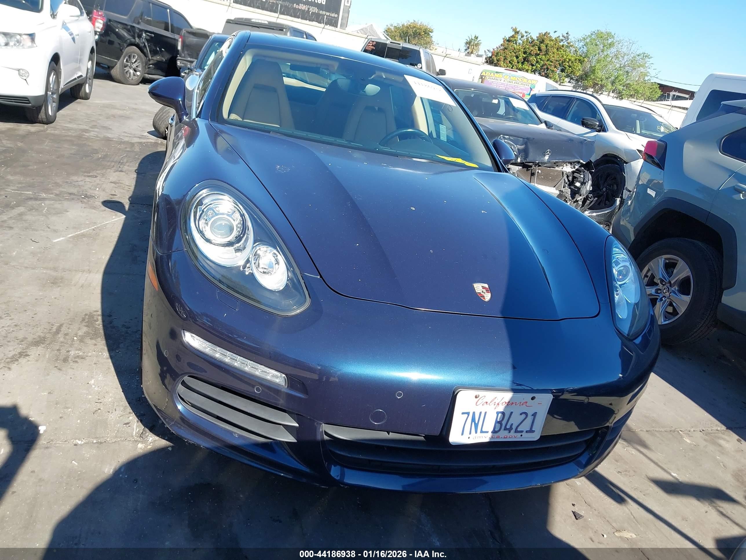 2015 Porsche Panamera E-hybrid S Navy vin: WP0AD2A72FL040846