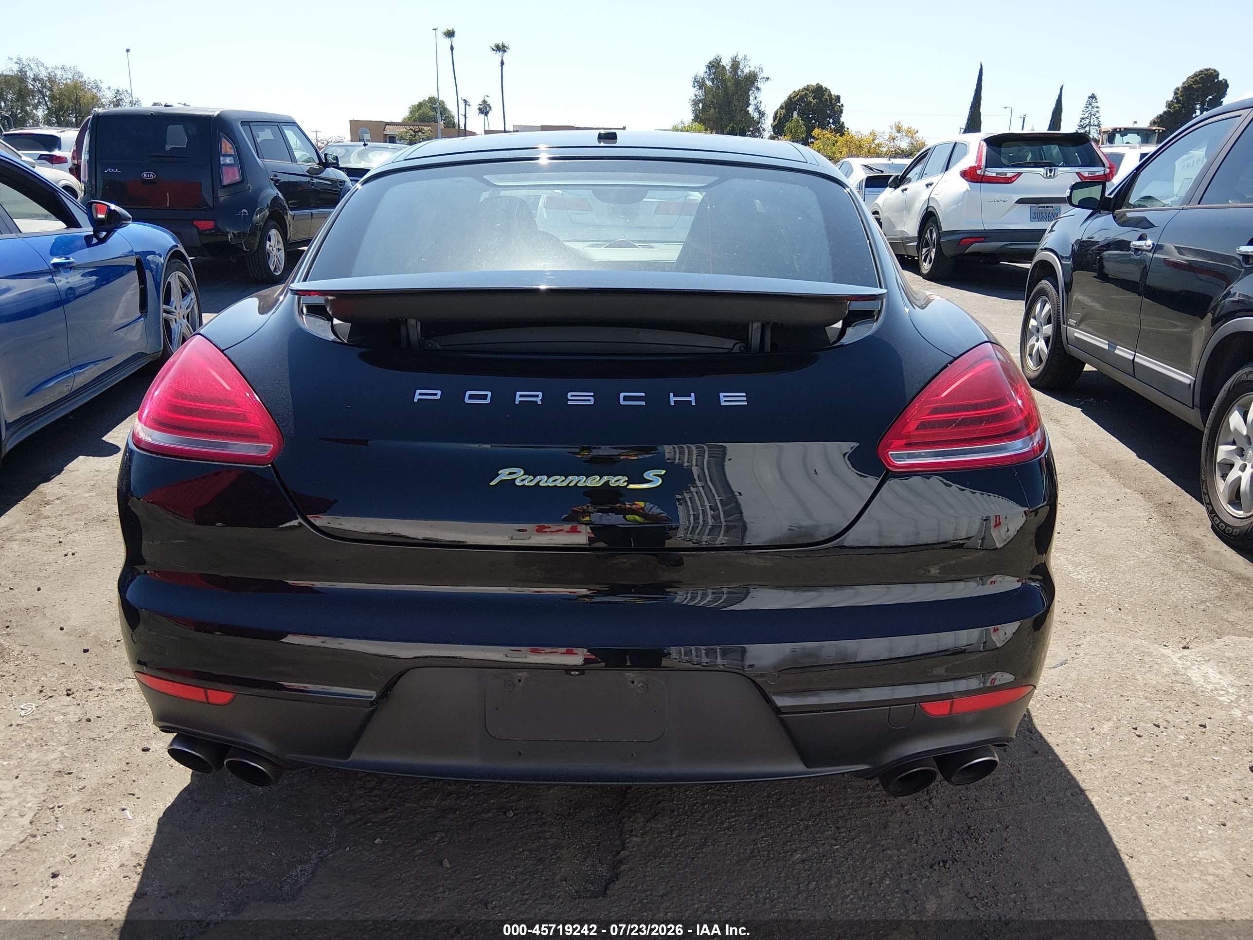 2015 Porsche Panamera E-hybrid S Black vin: WP0AD2A72FL040961