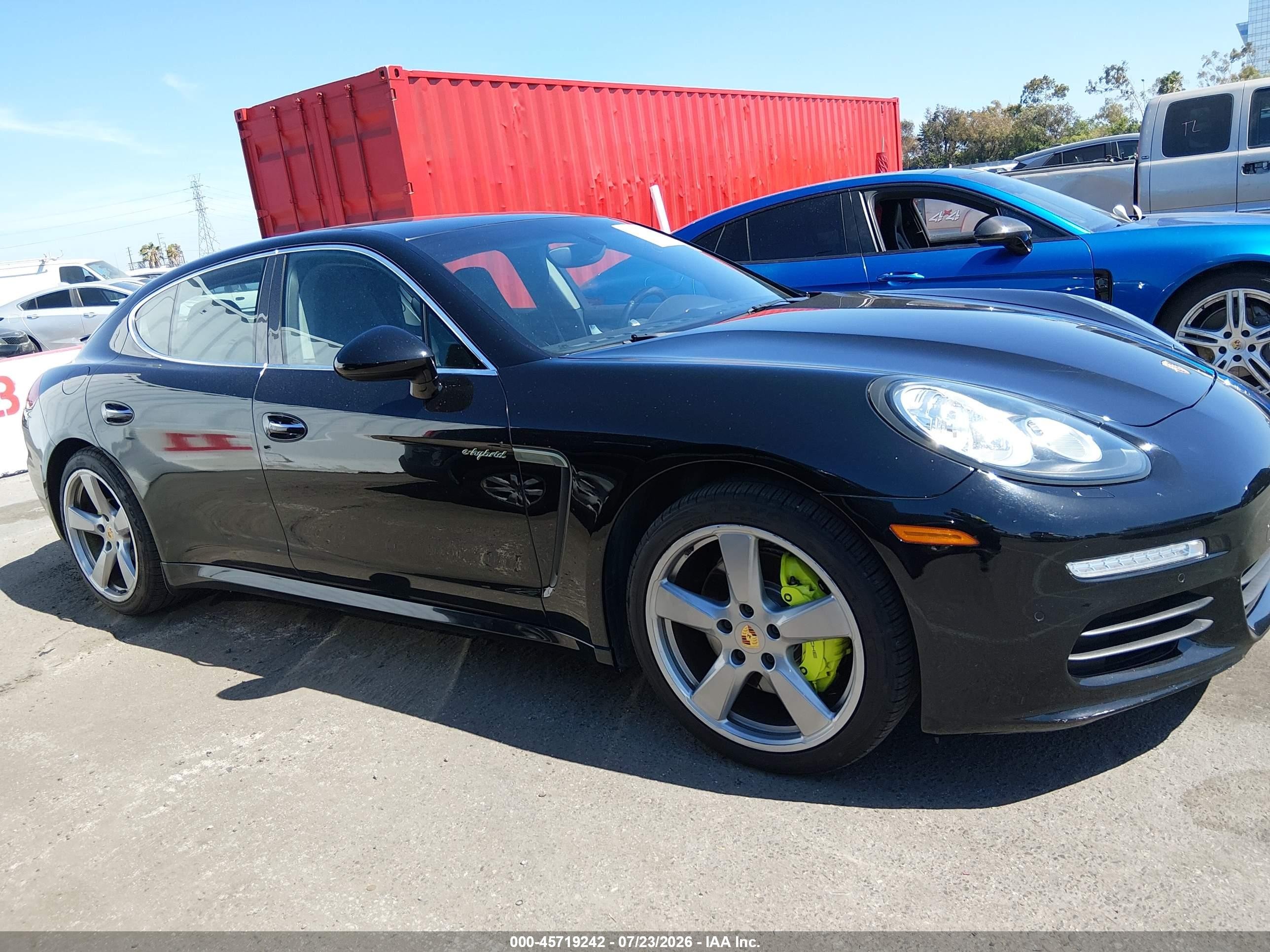 2015 Porsche Panamera E-hybrid S Black vin: WP0AD2A72FL040961