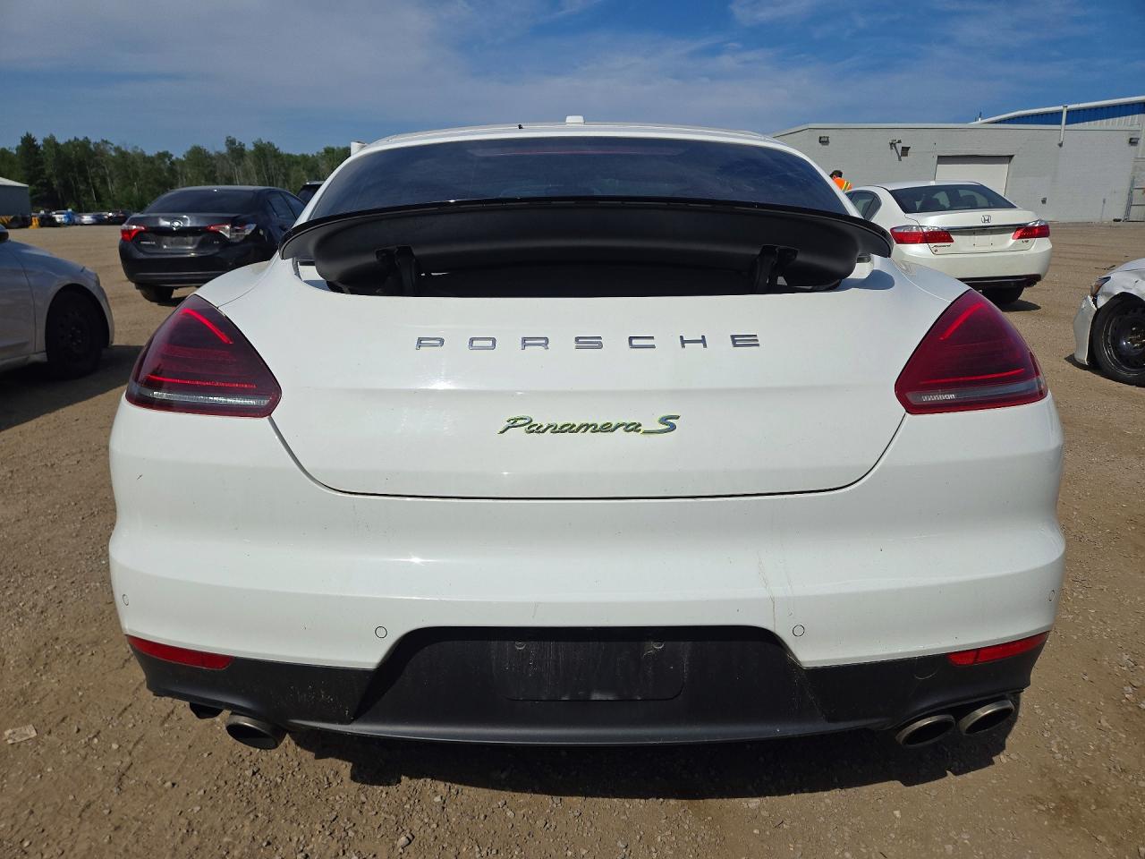 2014 Porsche Panamera S Hybrid White vin: WP0AD2A73EL044211