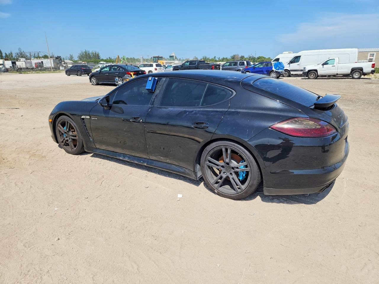 2013 Porsche Panamera S Hybrid Черный vin: WP0AD2A74DL045303