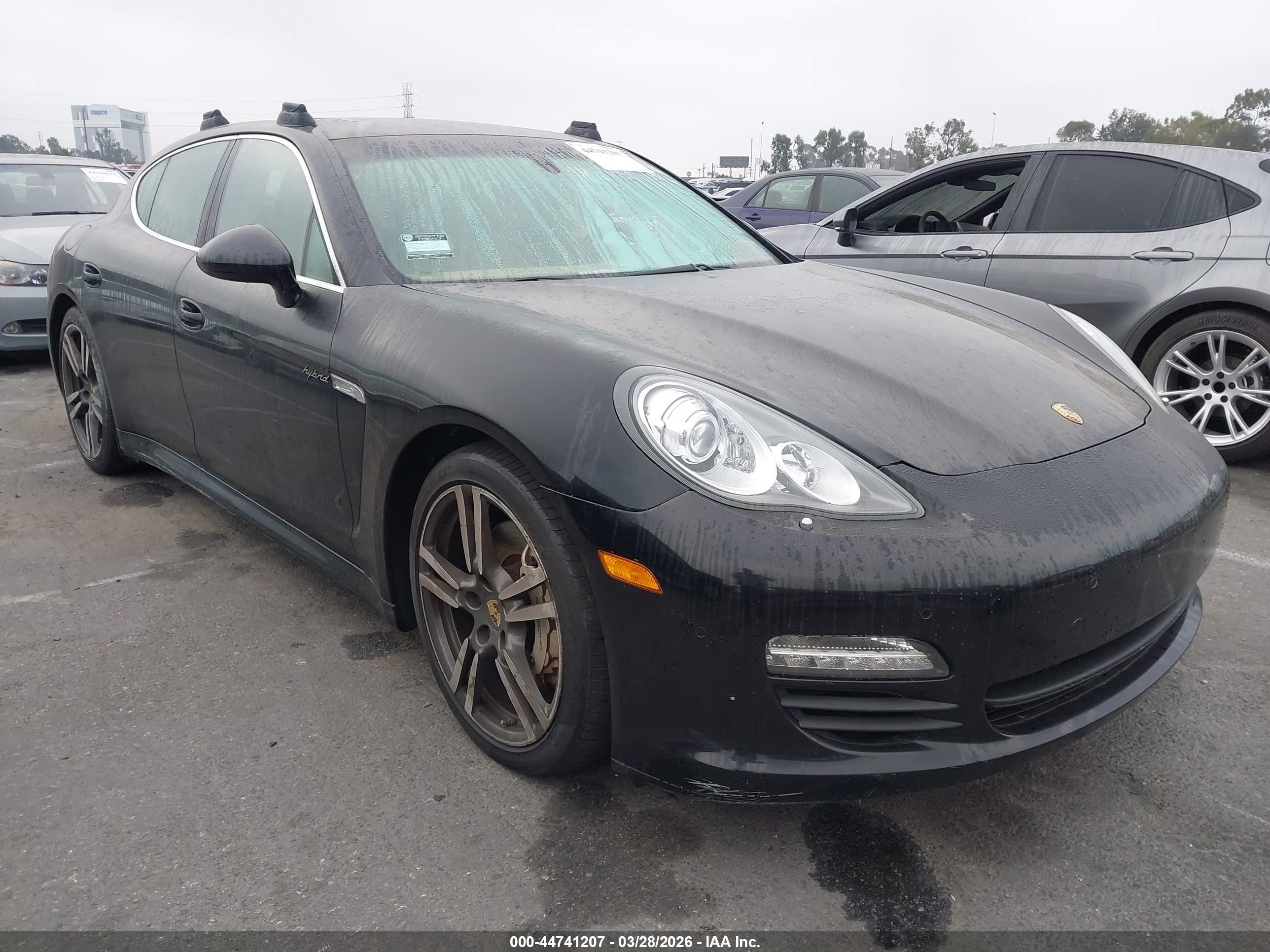 2013 Porsche Panamera Hybrid S Black vin: WP0AD2A75DL045262