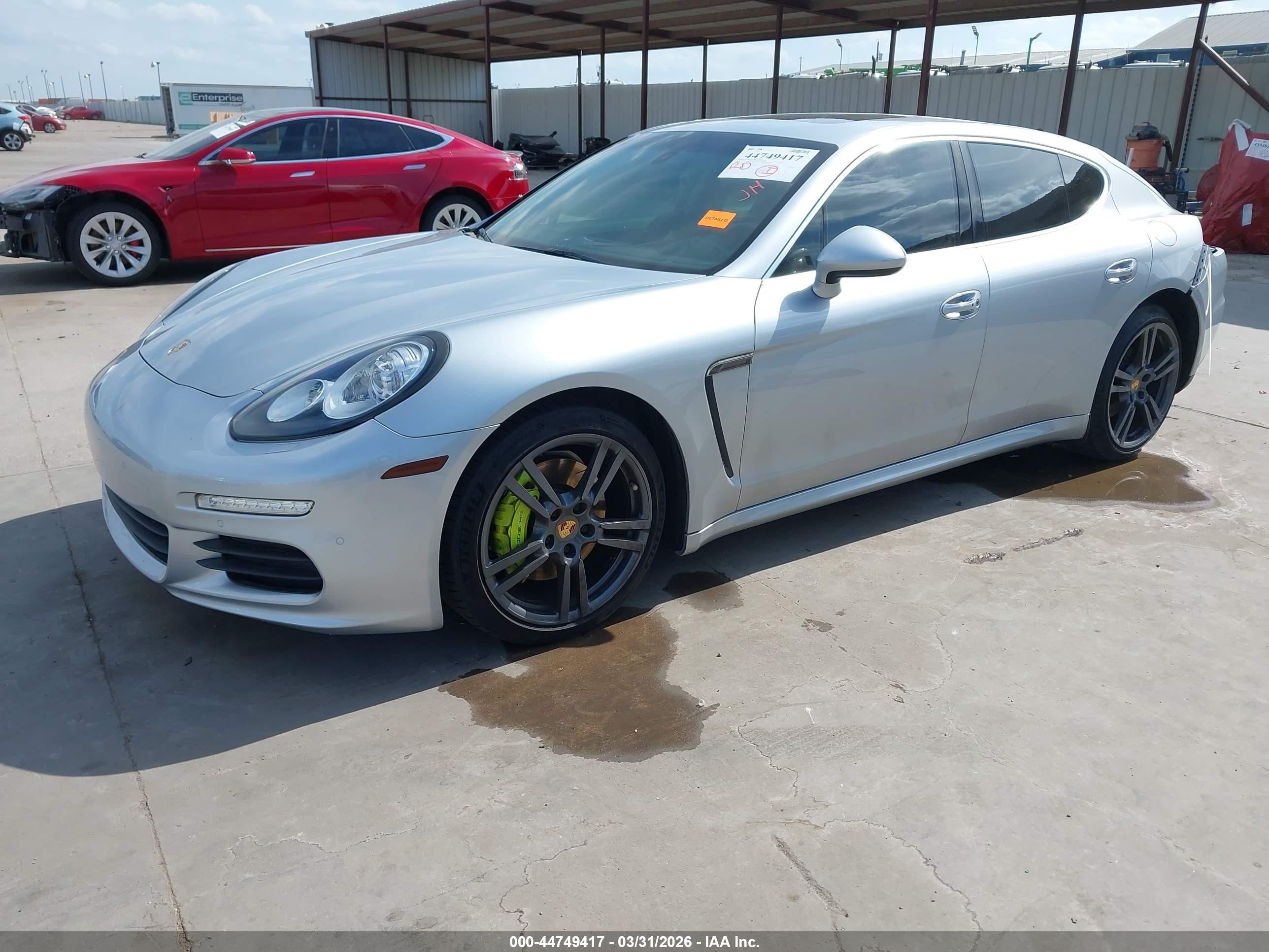 2014 Porsche Panamera E-hybrid S Silver vin: WP0AD2A75EL044730