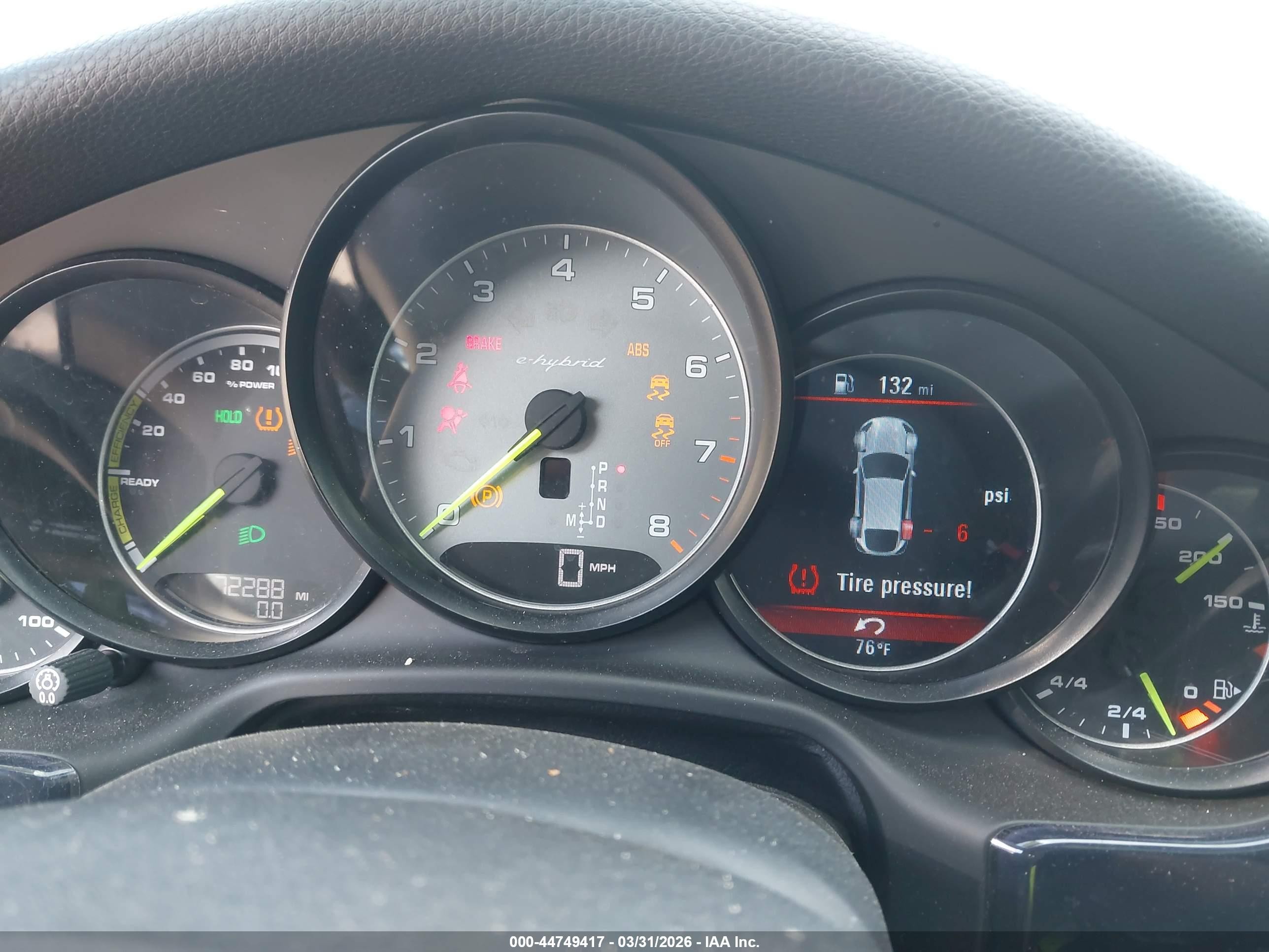 2014 Porsche Panamera E-hybrid S Silver vin: WP0AD2A75EL044730