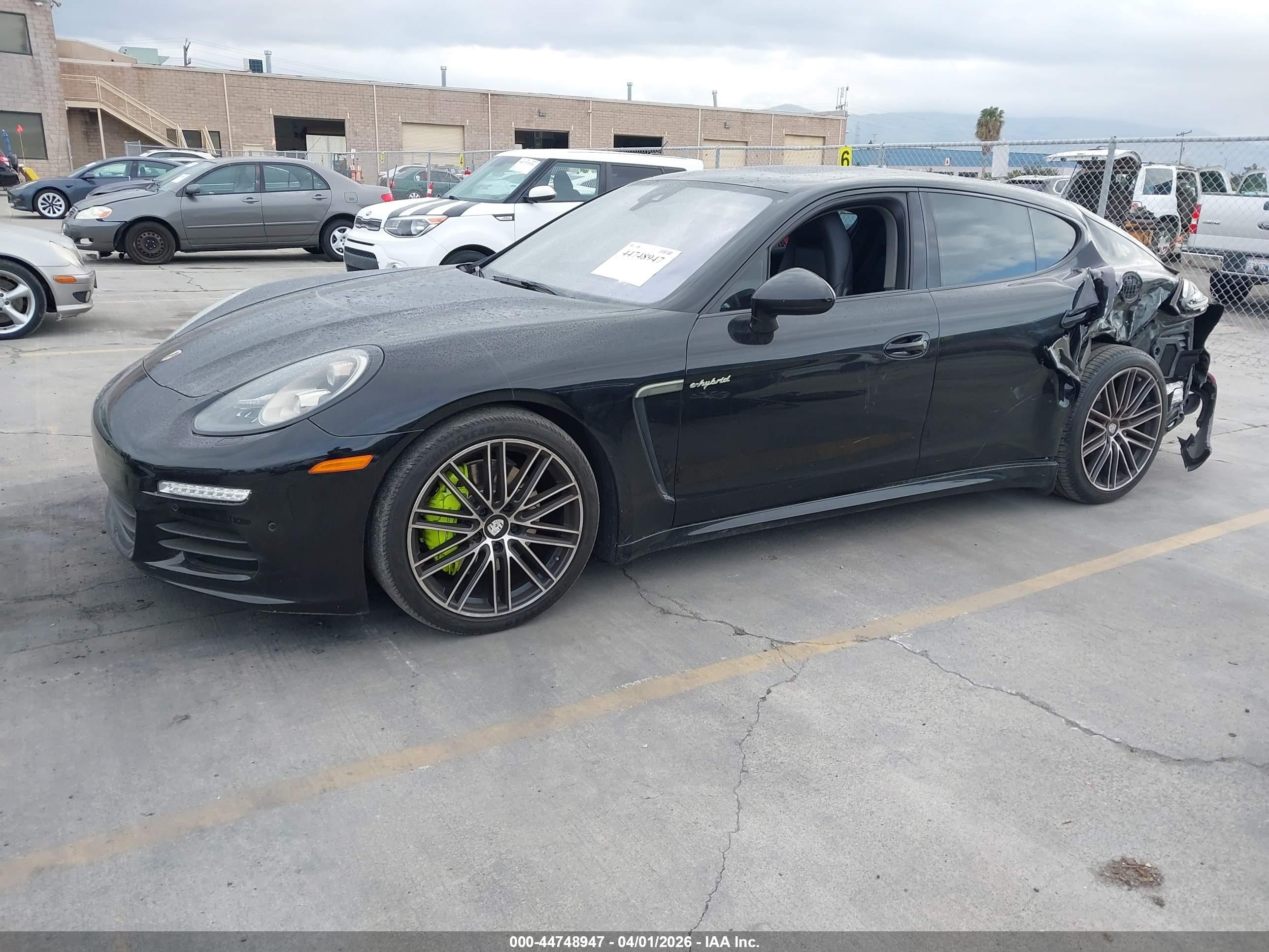 2015 Porsche Panamera E-hybrid S Black vin: WP0AD2A76FL040736