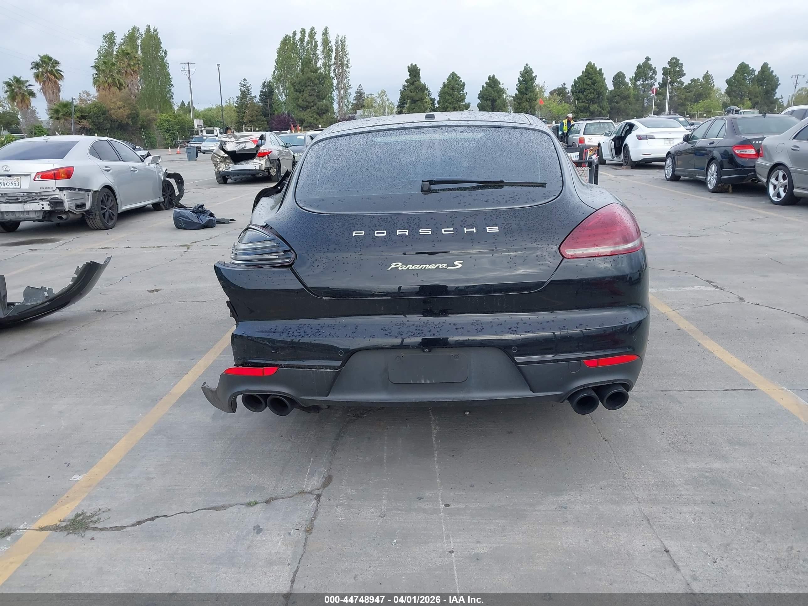 2015 Porsche Panamera E-hybrid S Black vin: WP0AD2A76FL040736