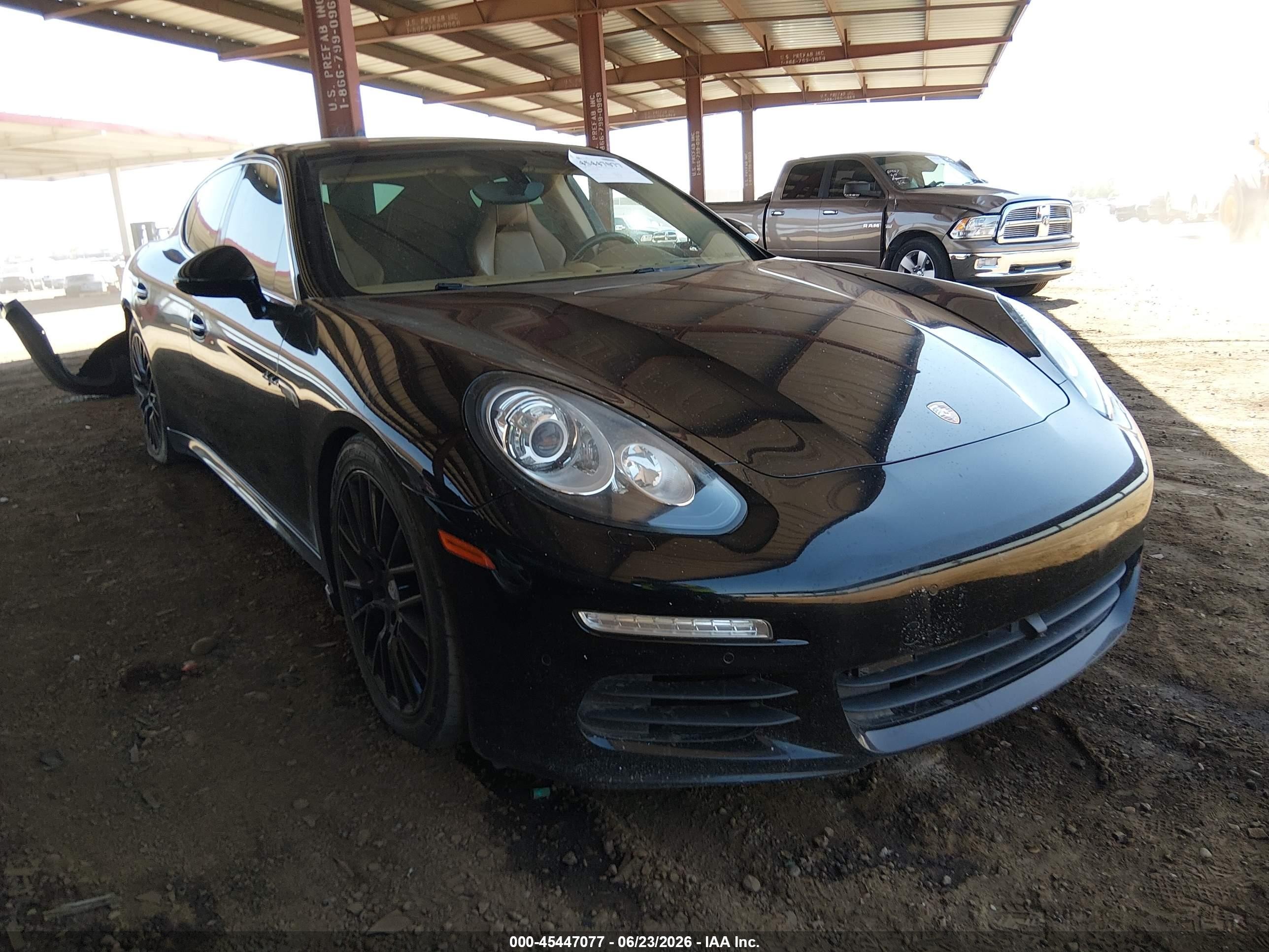 2014 Porsche Panamera E-hybrid S Black vin: WP0AD2A77EL044759