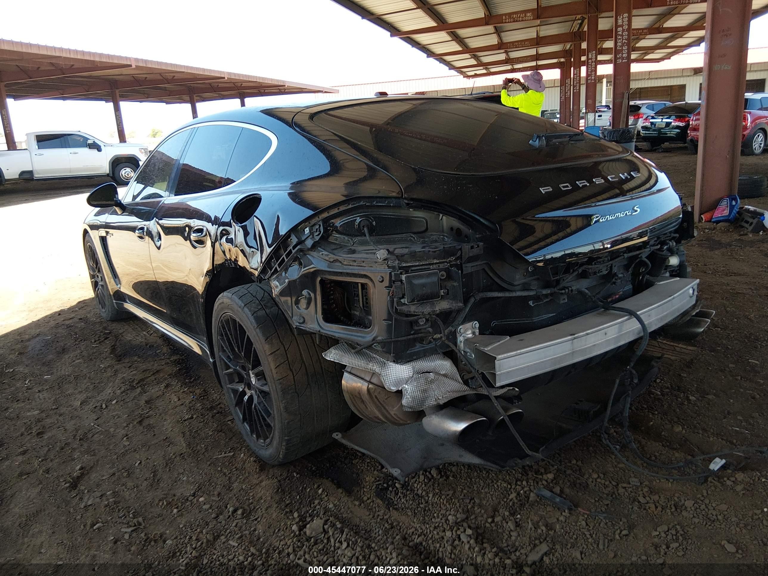 2014 Porsche Panamera E-hybrid S Black vin: WP0AD2A77EL044759
