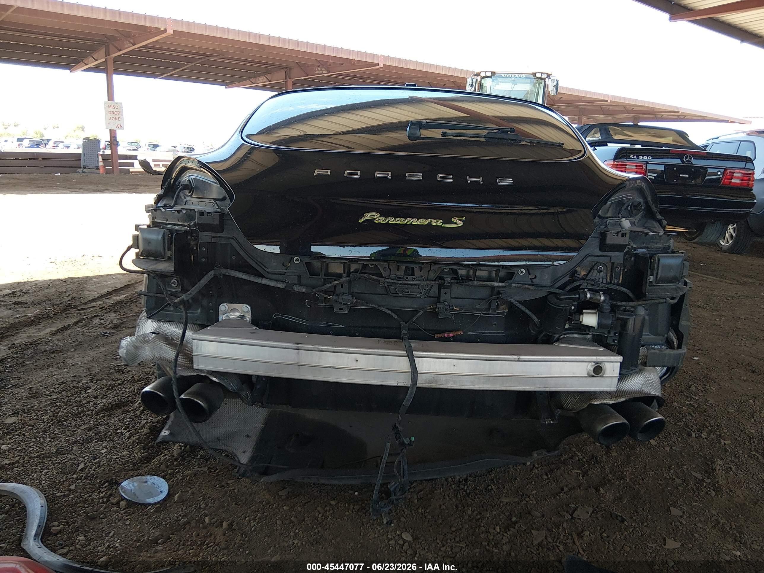 2014 Porsche Panamera E-hybrid S Black vin: WP0AD2A77EL044759