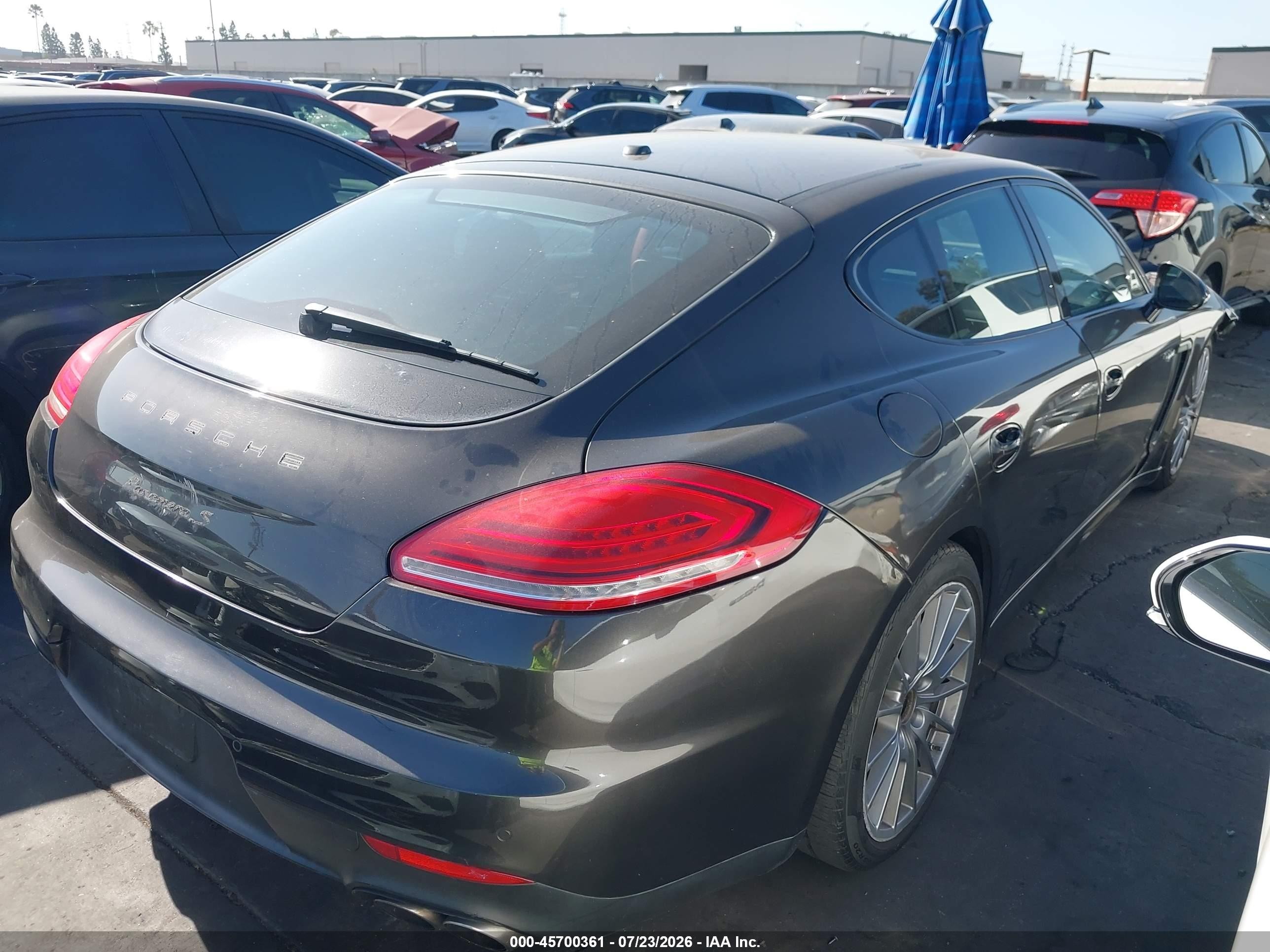2015 Porsche Panamera E-hybrid S Серый vin: WP0AD2A77FL041409