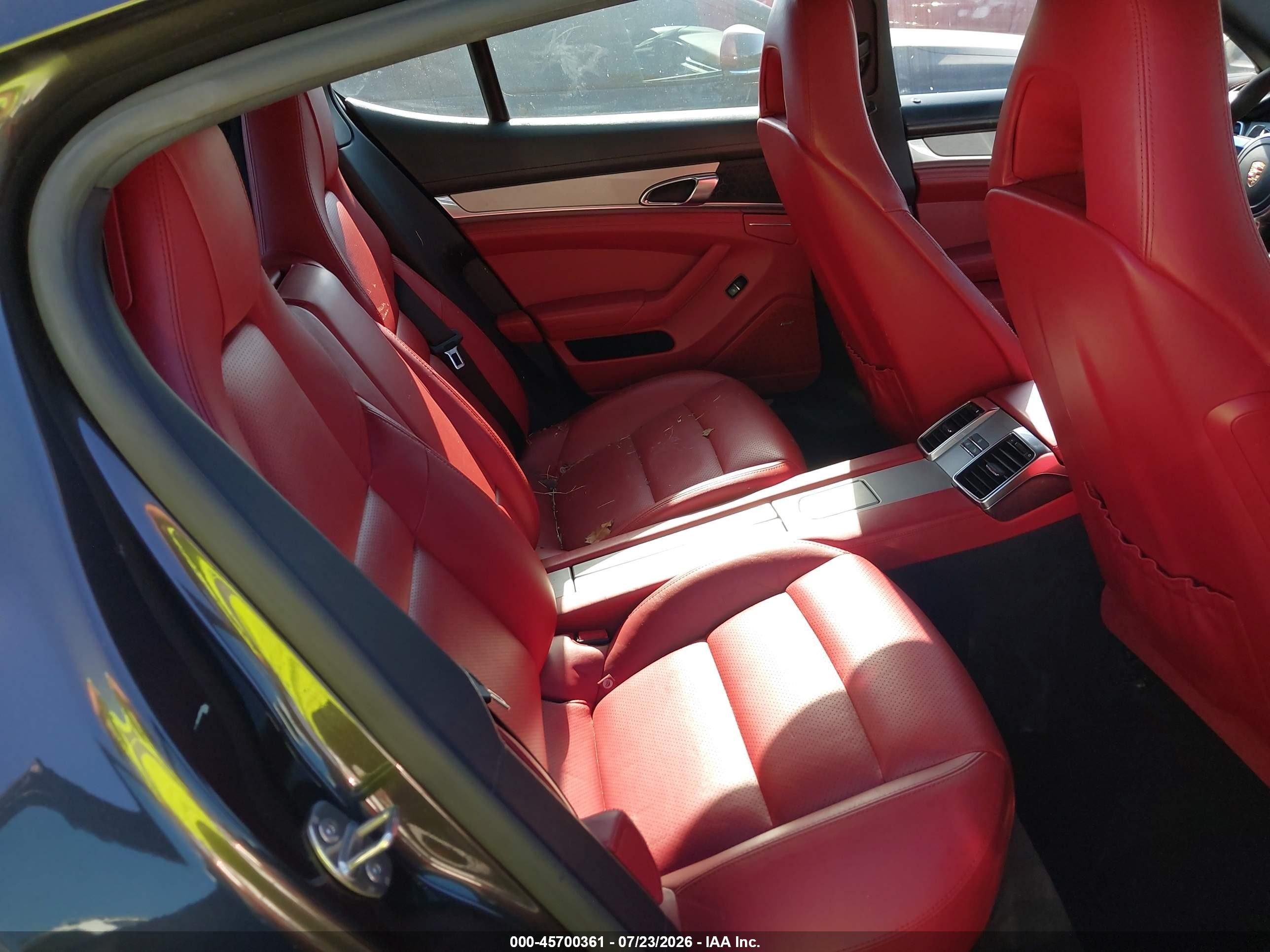 2015 Porsche Panamera E-hybrid S Серый vin: WP0AD2A77FL041409