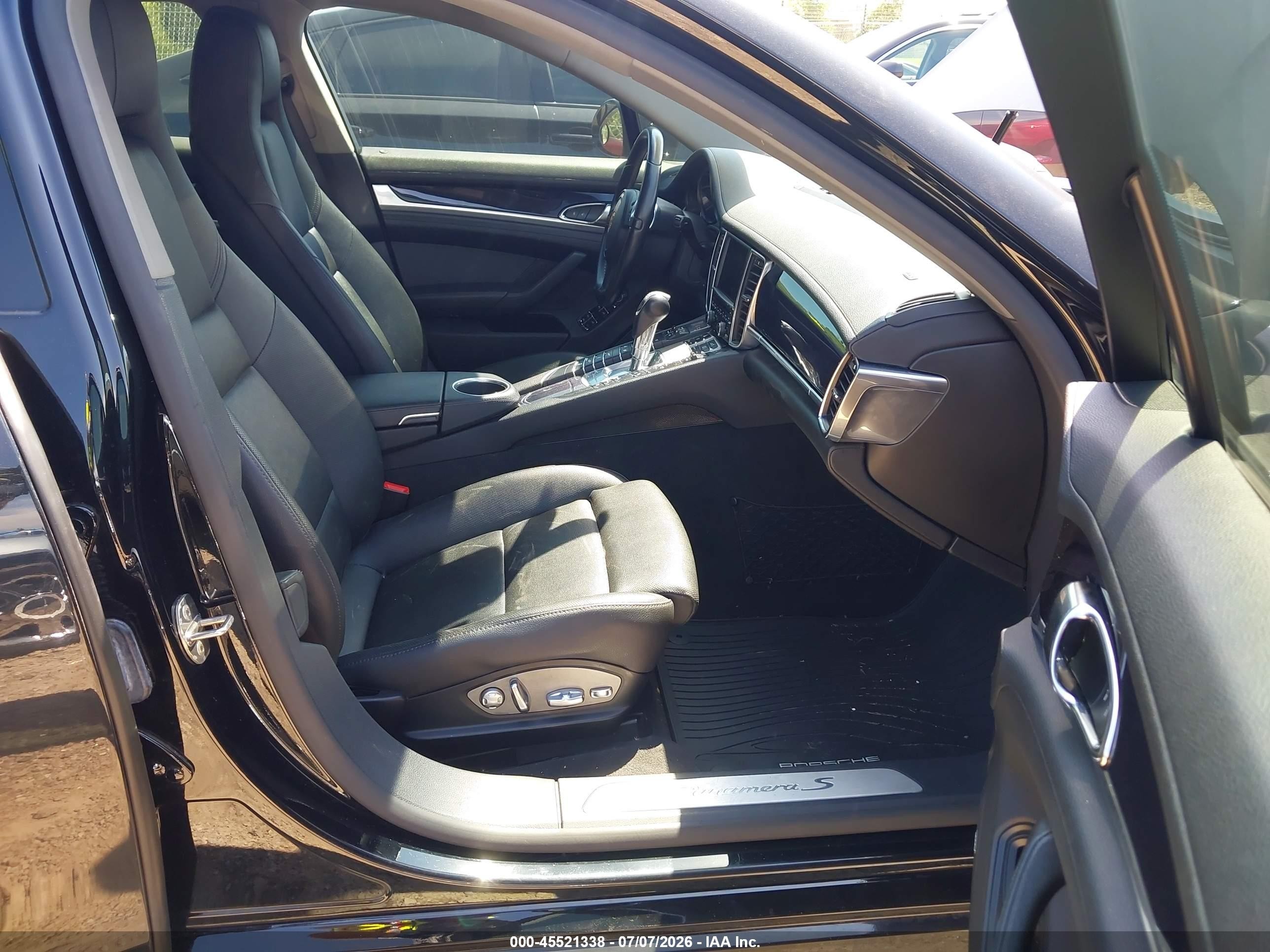 2015 Porsche Panamera E-hybrid S Black vin: WP0AD2A79FL040892