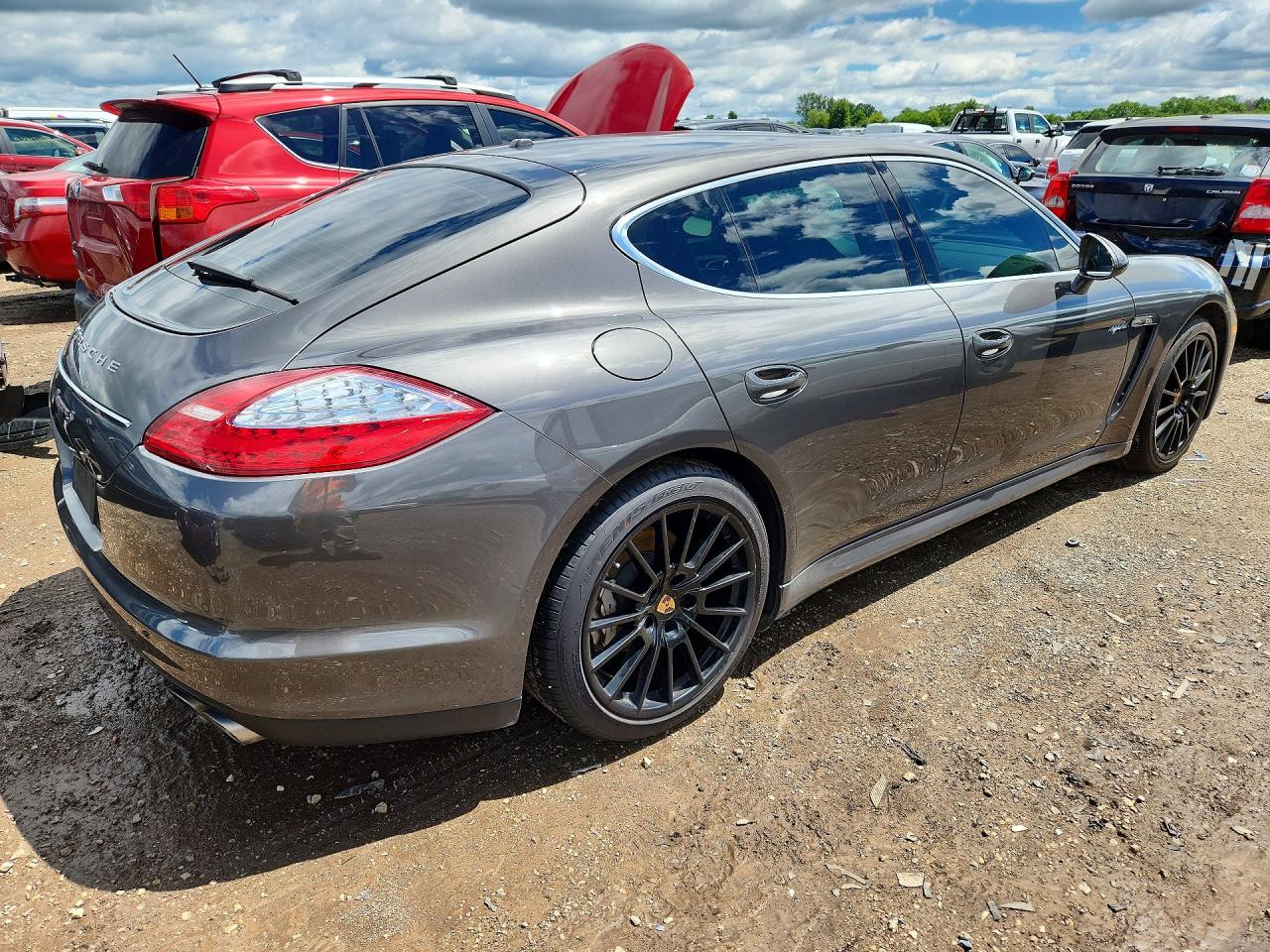 2013 Porsche Panamera S Hybrid Gray vin: WP0AD2A7XDL045256