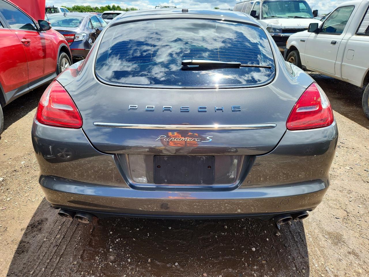 2013 Porsche Panamera S Hybrid Gray vin: WP0AD2A7XDL045256