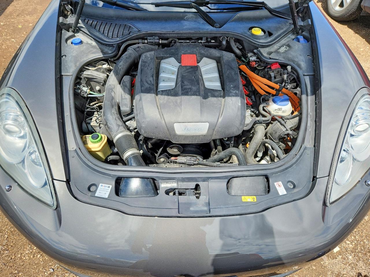 2013 Porsche Panamera S Hybrid Gray vin: WP0AD2A7XDL045256