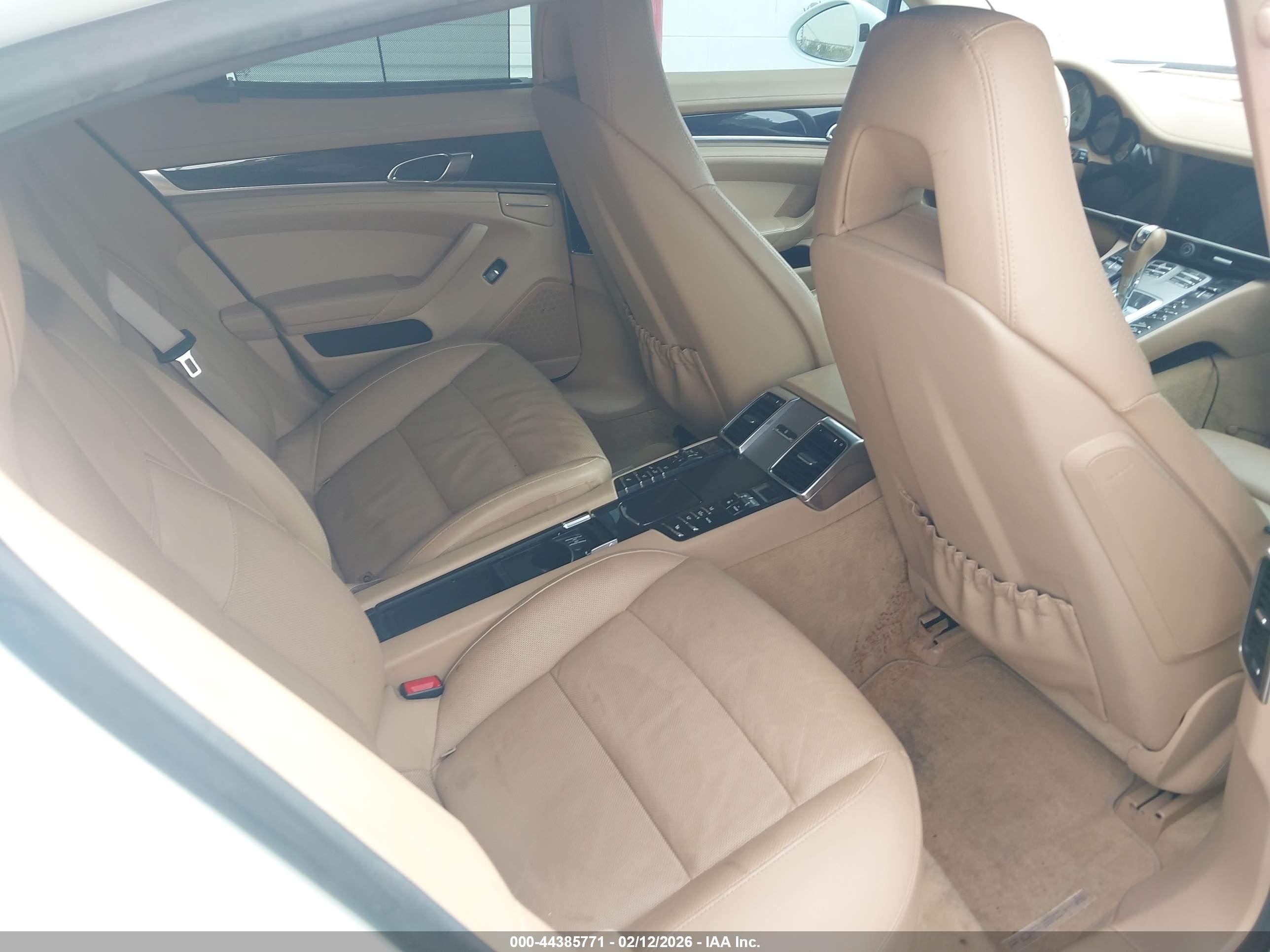 2014 Porsche Panamera E-hybrid S White vin: WP0AD2A7XEL044254