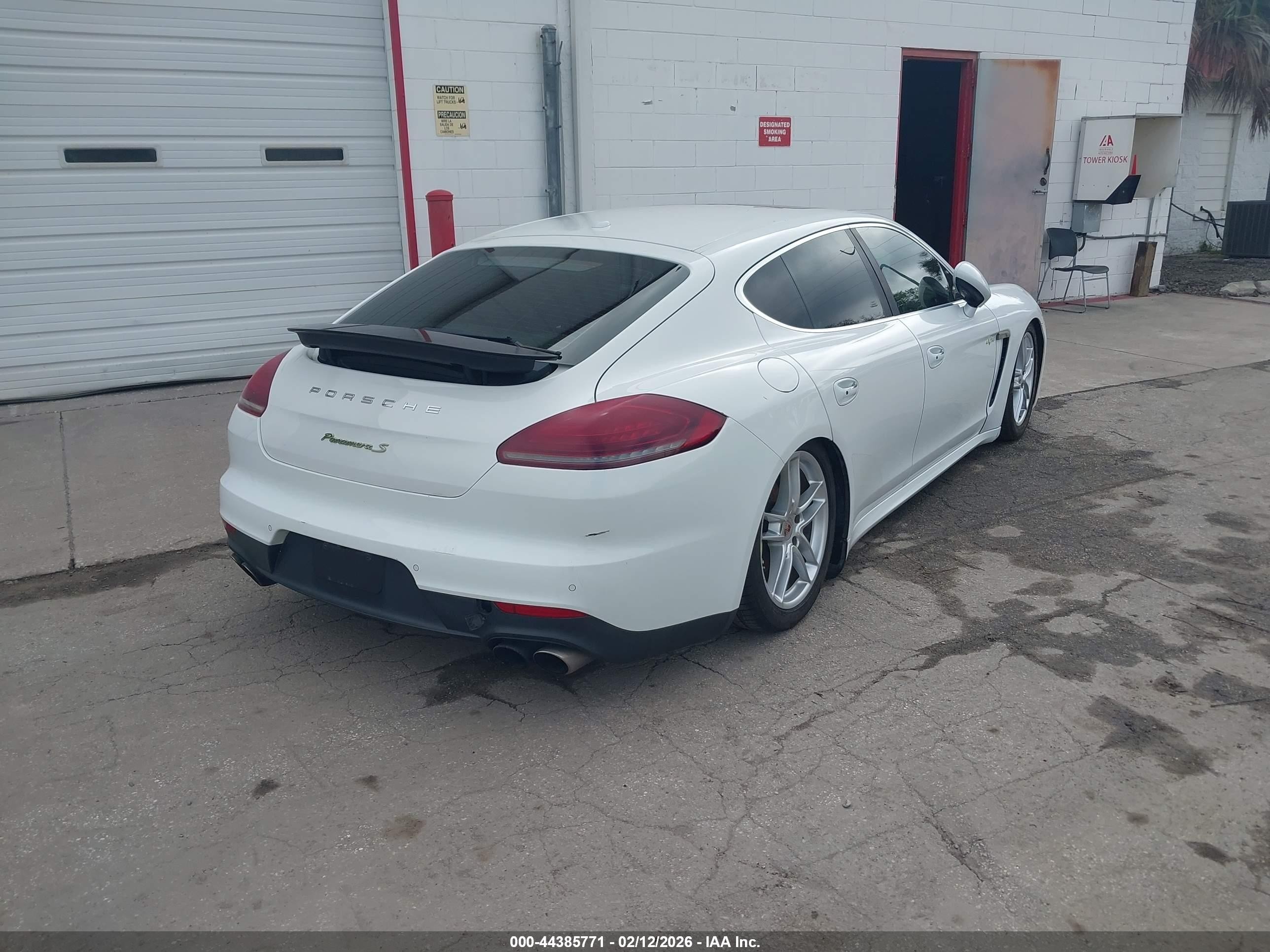 2014 Porsche Panamera E-hybrid S White vin: WP0AD2A7XEL044254