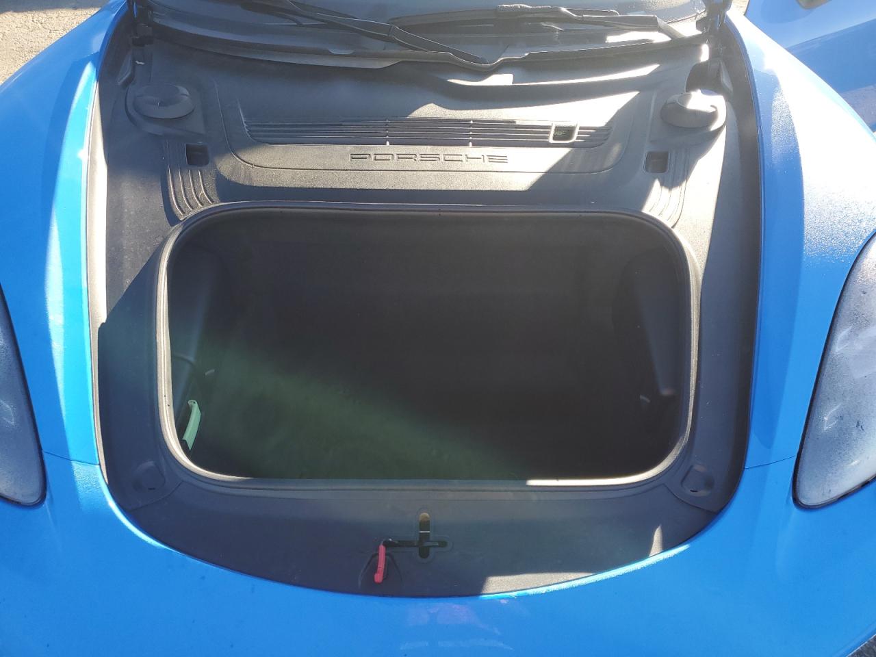 2024 Porsche Cayman Gts Blue vin: WP0AD2A86RK270103