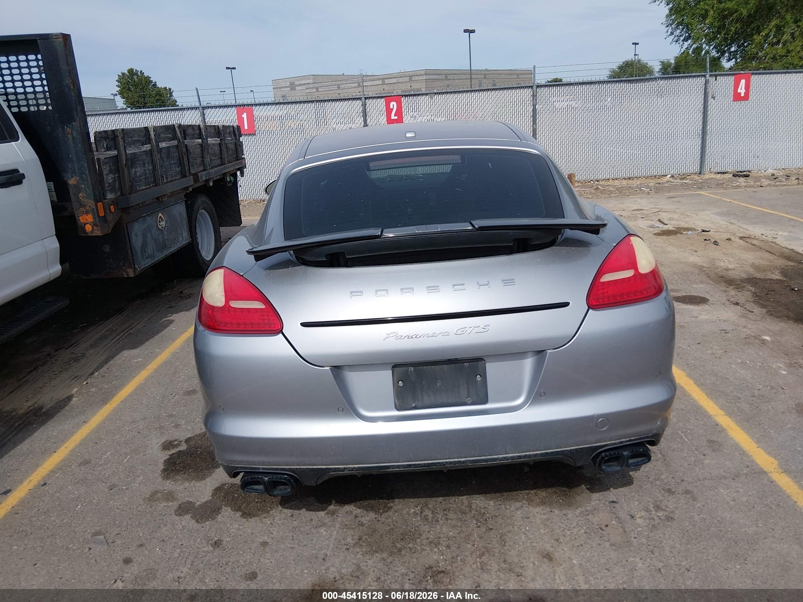 2013 Porsche Panamera Gts Silver vin: WP0AF2A71DL075143