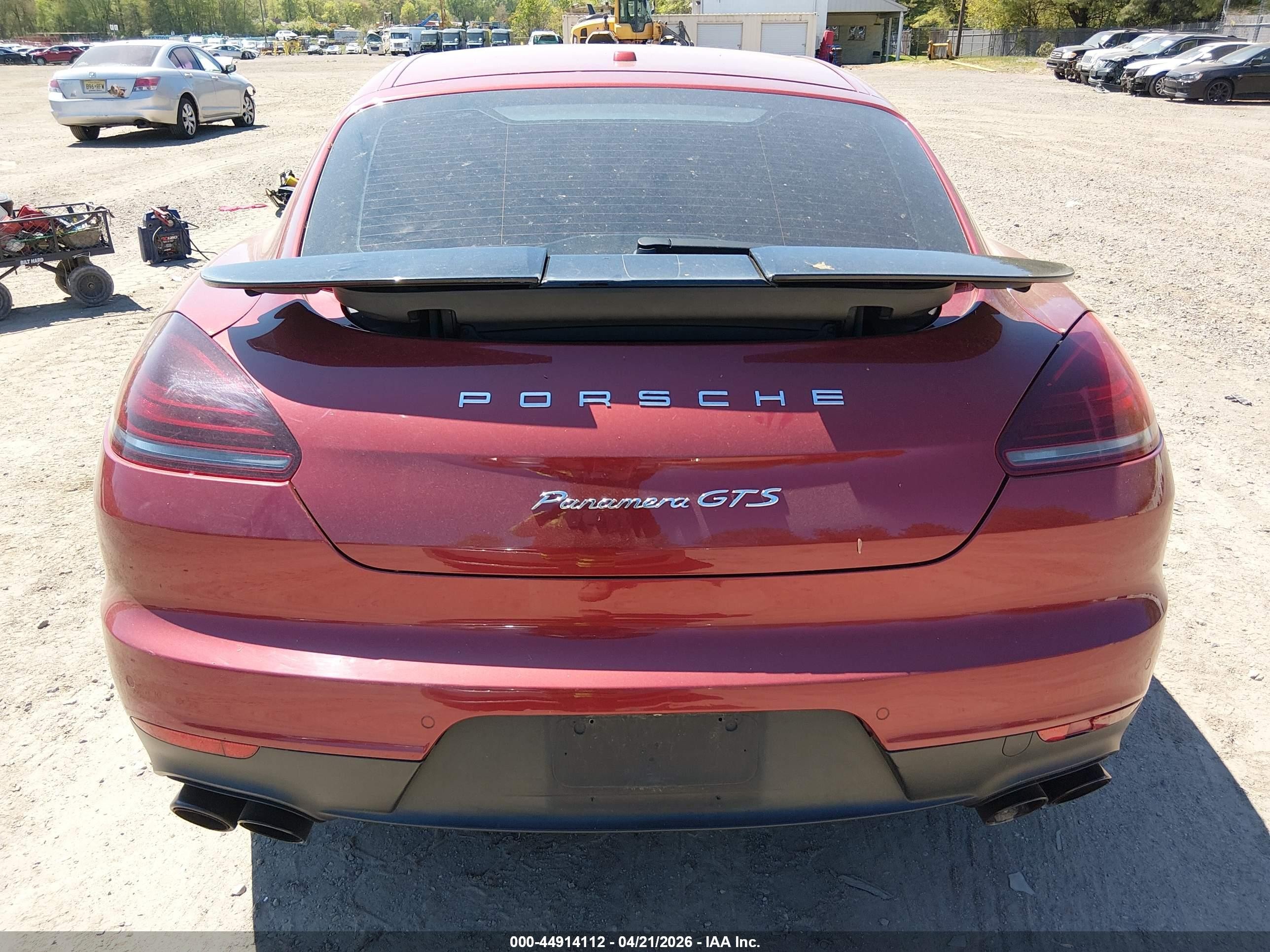 2014 Porsche Panamera Gts Red vin: WP0AF2A72EL083723