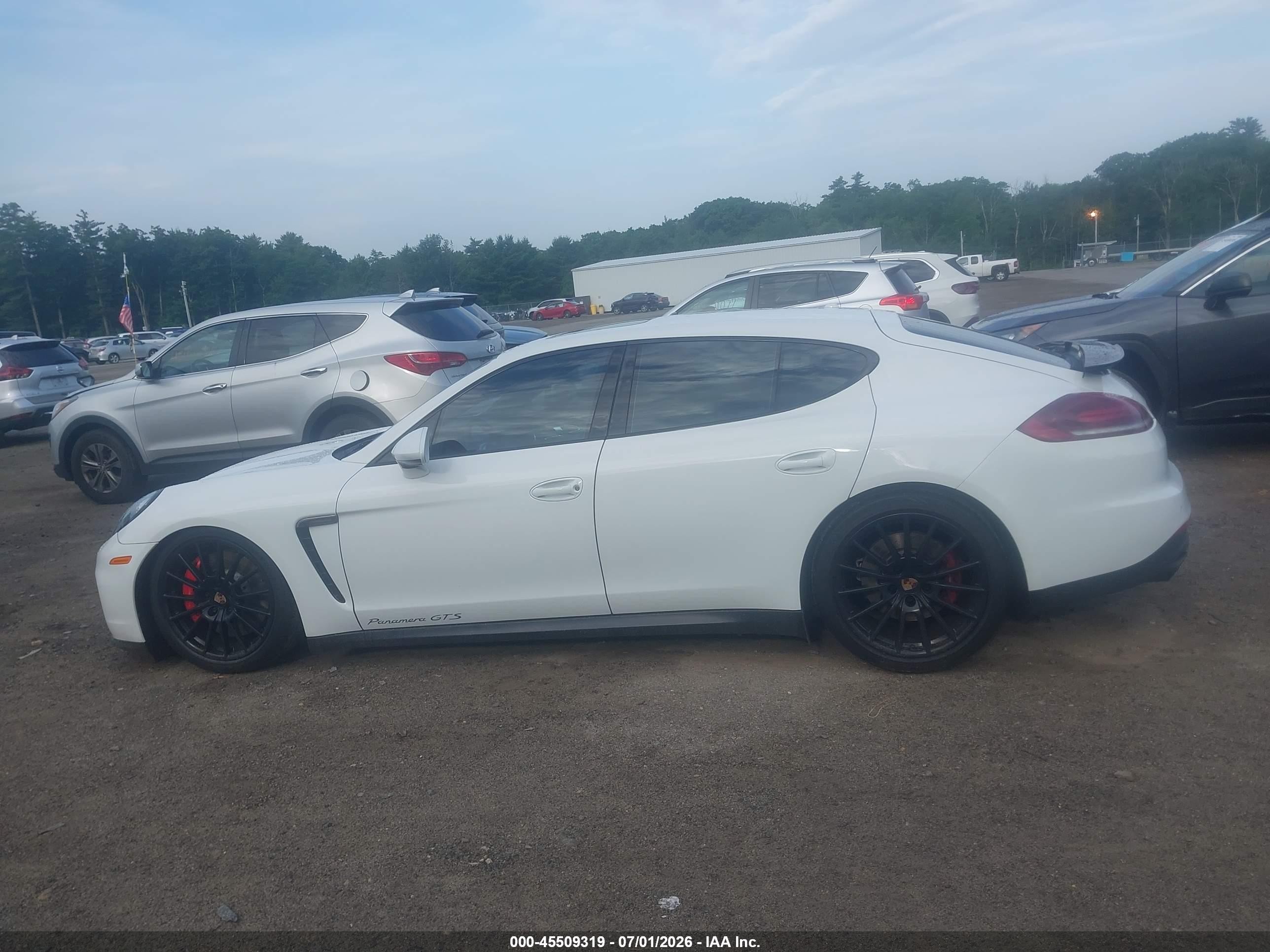 2014 Porsche Panamera Gts White vin: WP0AF2A76EL083451