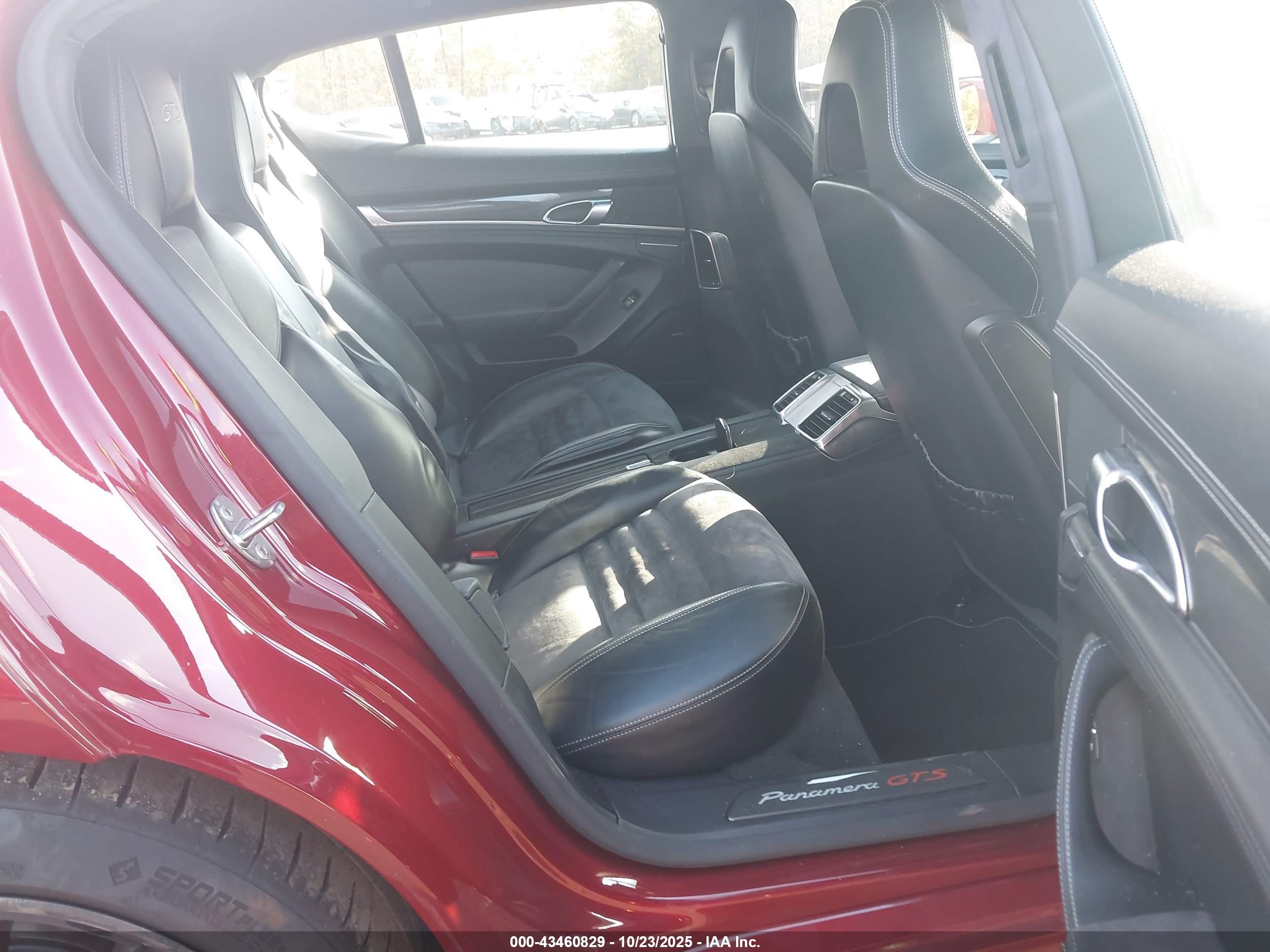 2013 Porsche Panamera Gts Красный vin: WP0AF2A77DL075390
