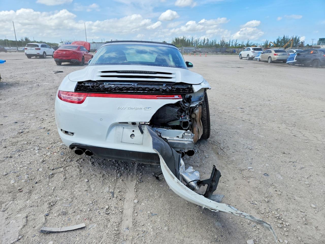 2015 Porsche 911 Targa S White vin: WP0BB2A91FS135609