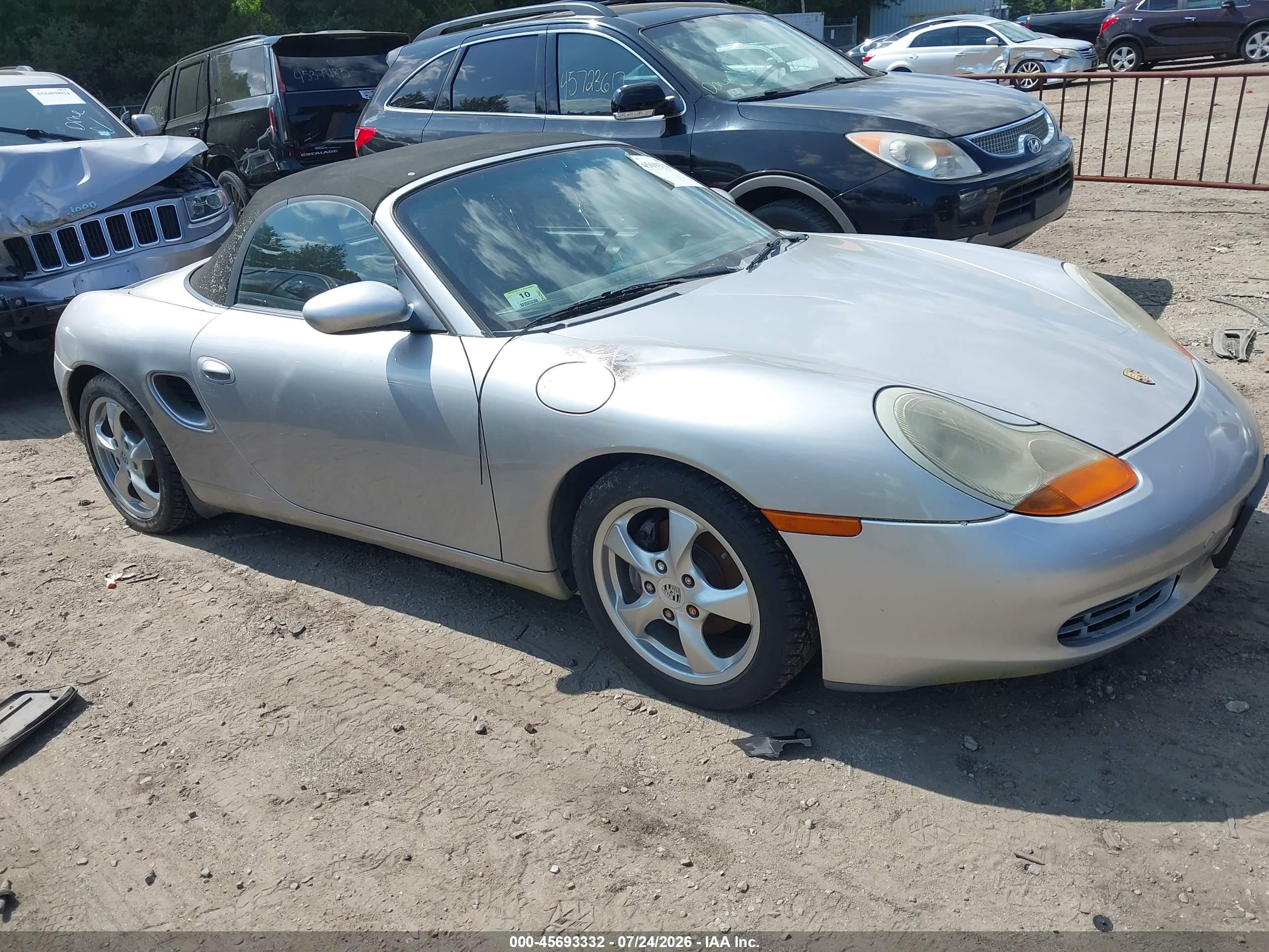 2002 Porsche Boxster   Silver vin: WP0CA29802U626092