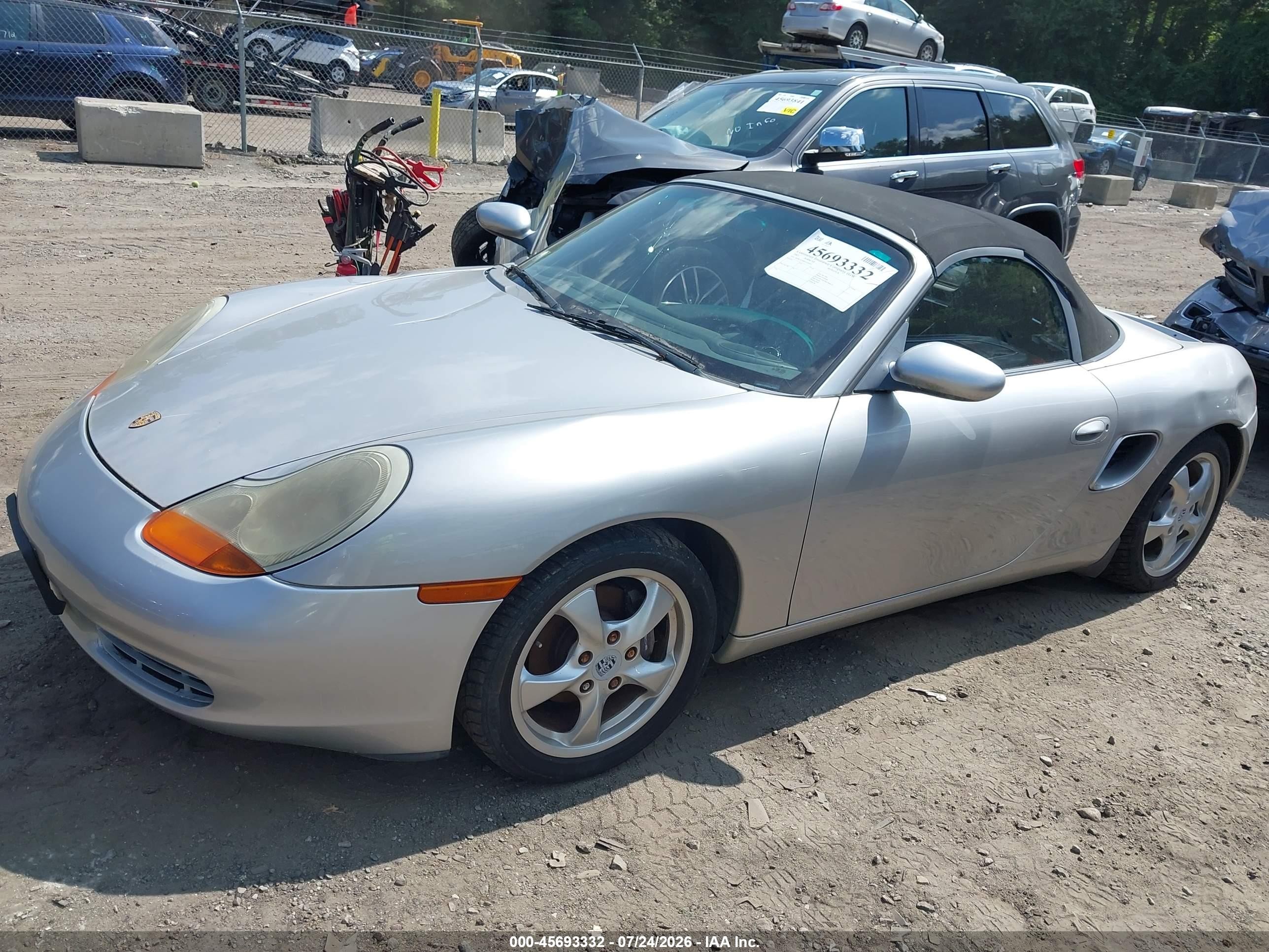 2002 Porsche Boxster   Silver vin: WP0CA29802U626092