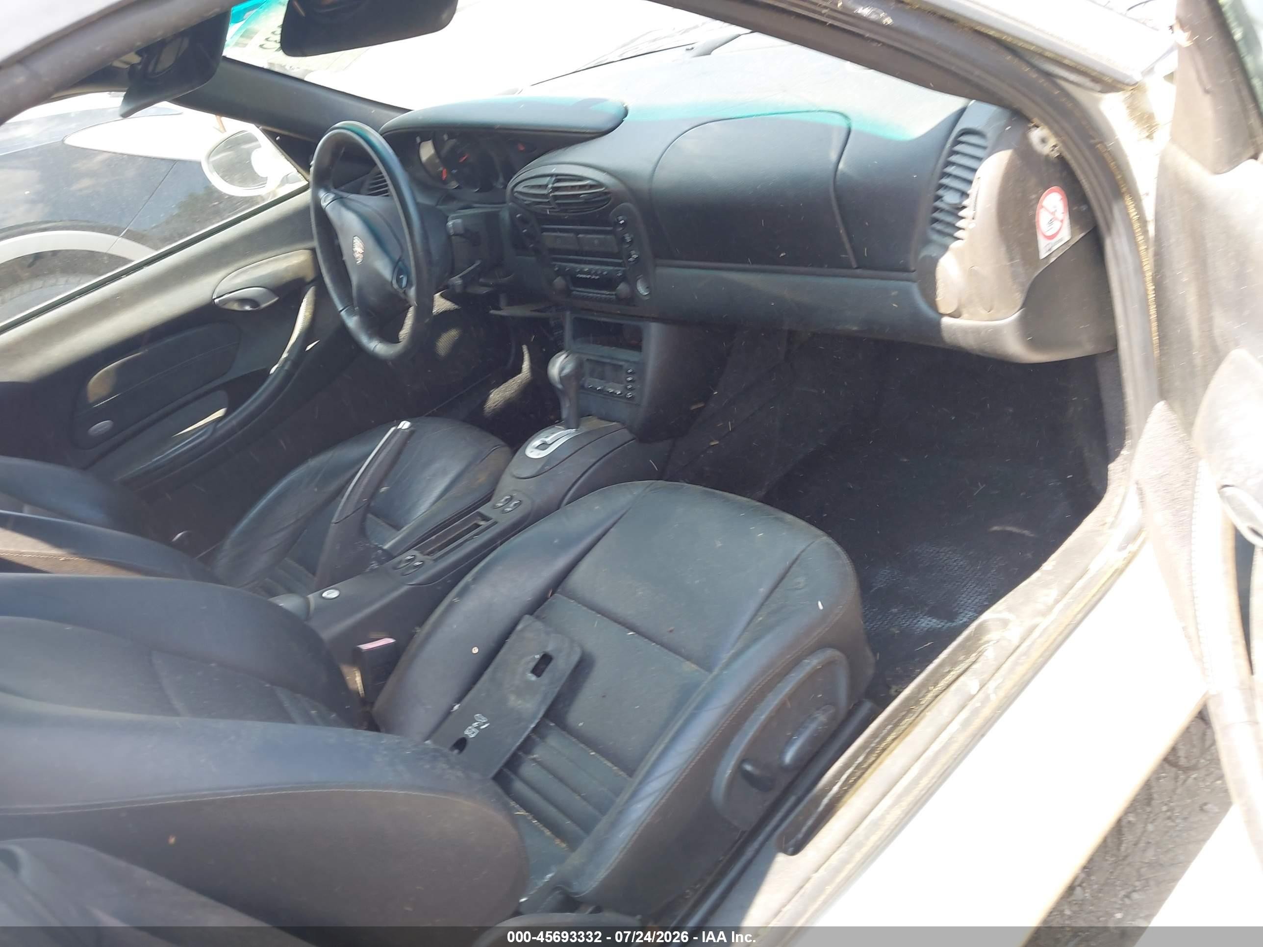 2002 Porsche Boxster   Silver vin: WP0CA29802U626092