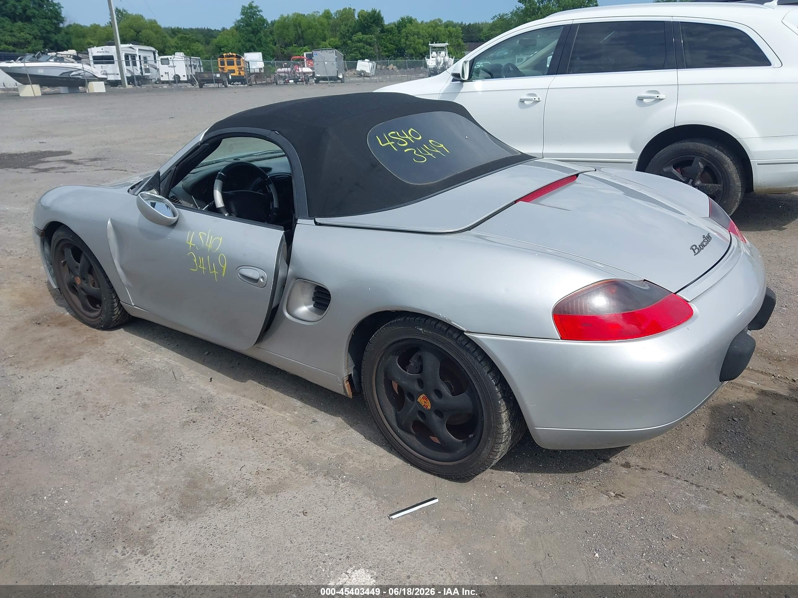 2000 Porsche Boxster   Silver vin: WP0CA2981YU624506