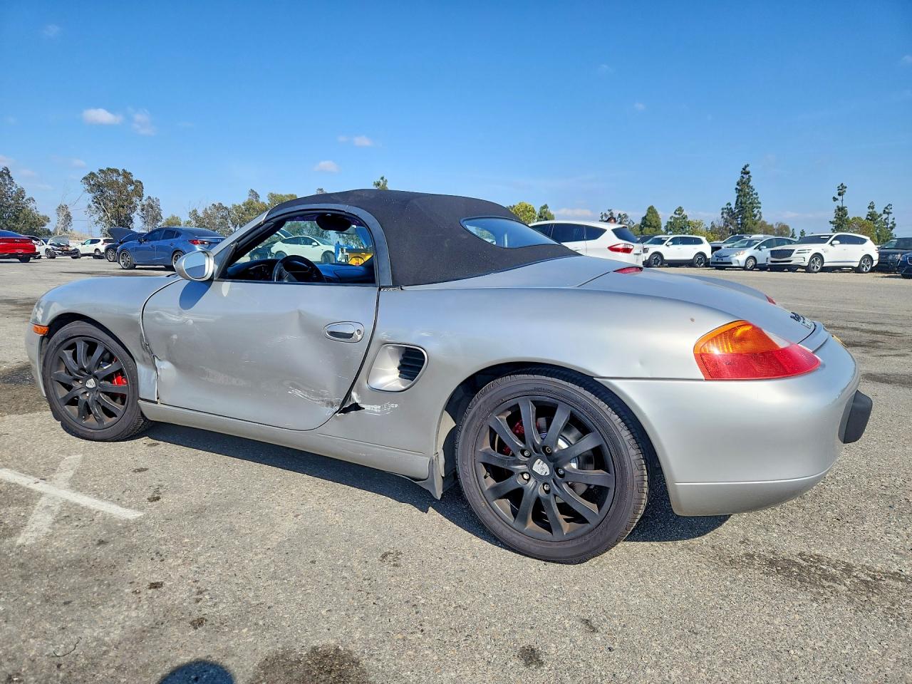 2000 Porsche Boxster Silver vin: WP0CA2981YU627616