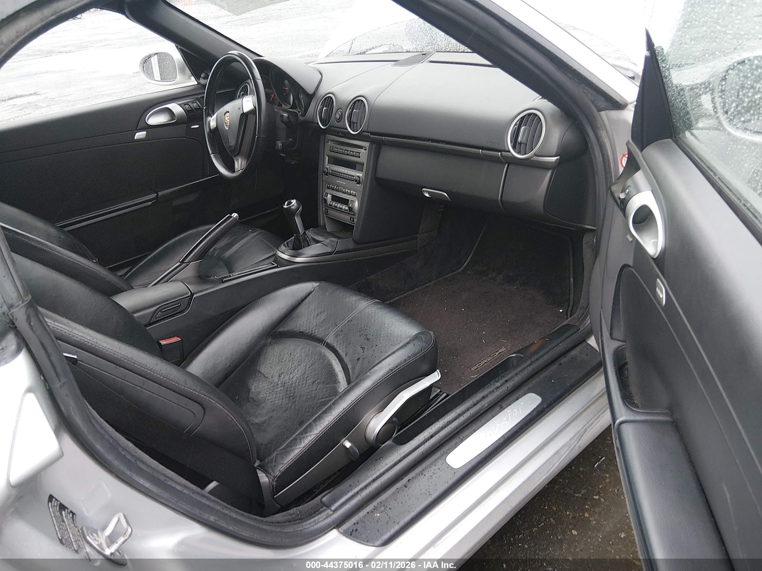 2005 Porsche Boxster   Серебряный vin: WP0CA29845S710562