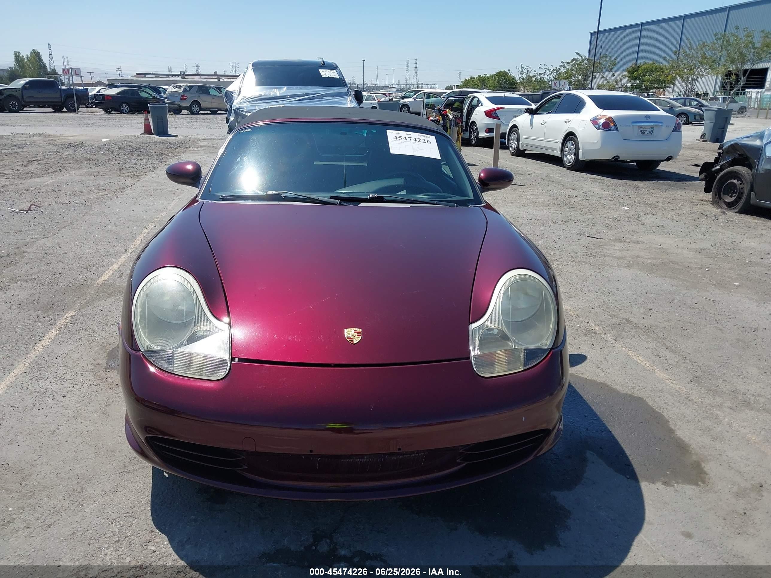 2003 Porsche Boxster   Burgundy vin: WP0CA29853U623819