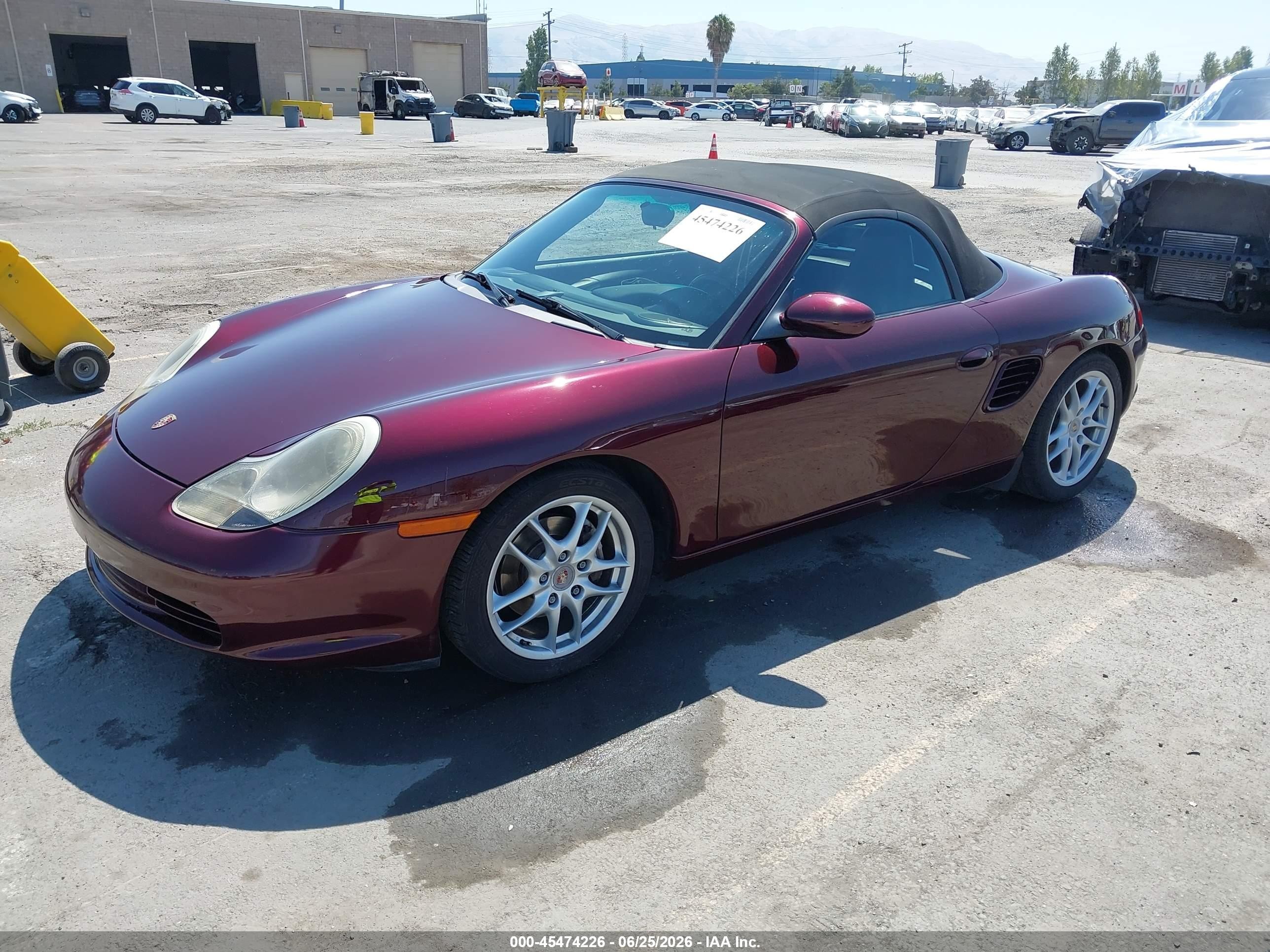 2003 Porsche Boxster   Burgundy vin: WP0CA29853U623819